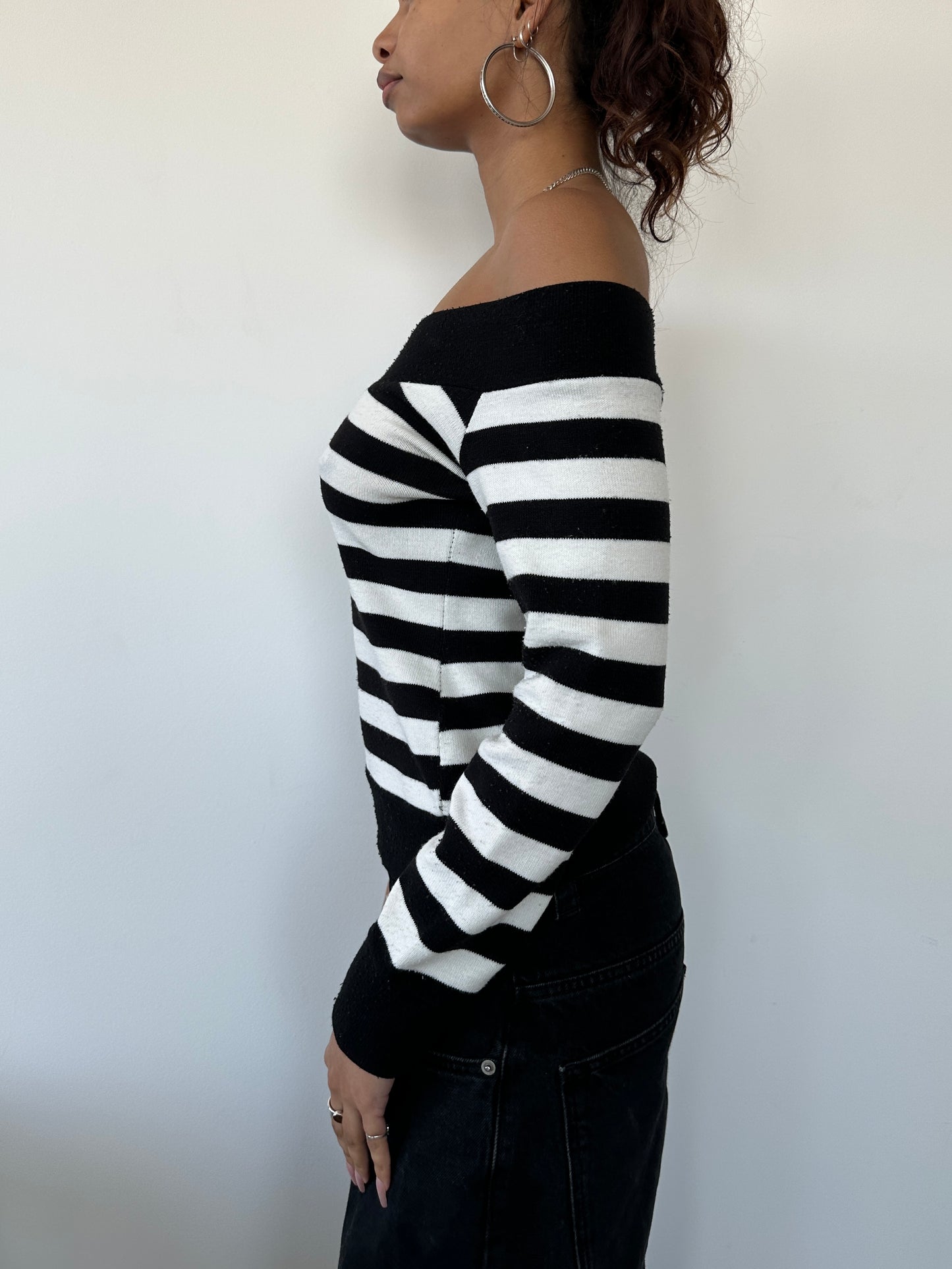 Off Shoulder Stripe Knit ⋆ Size S