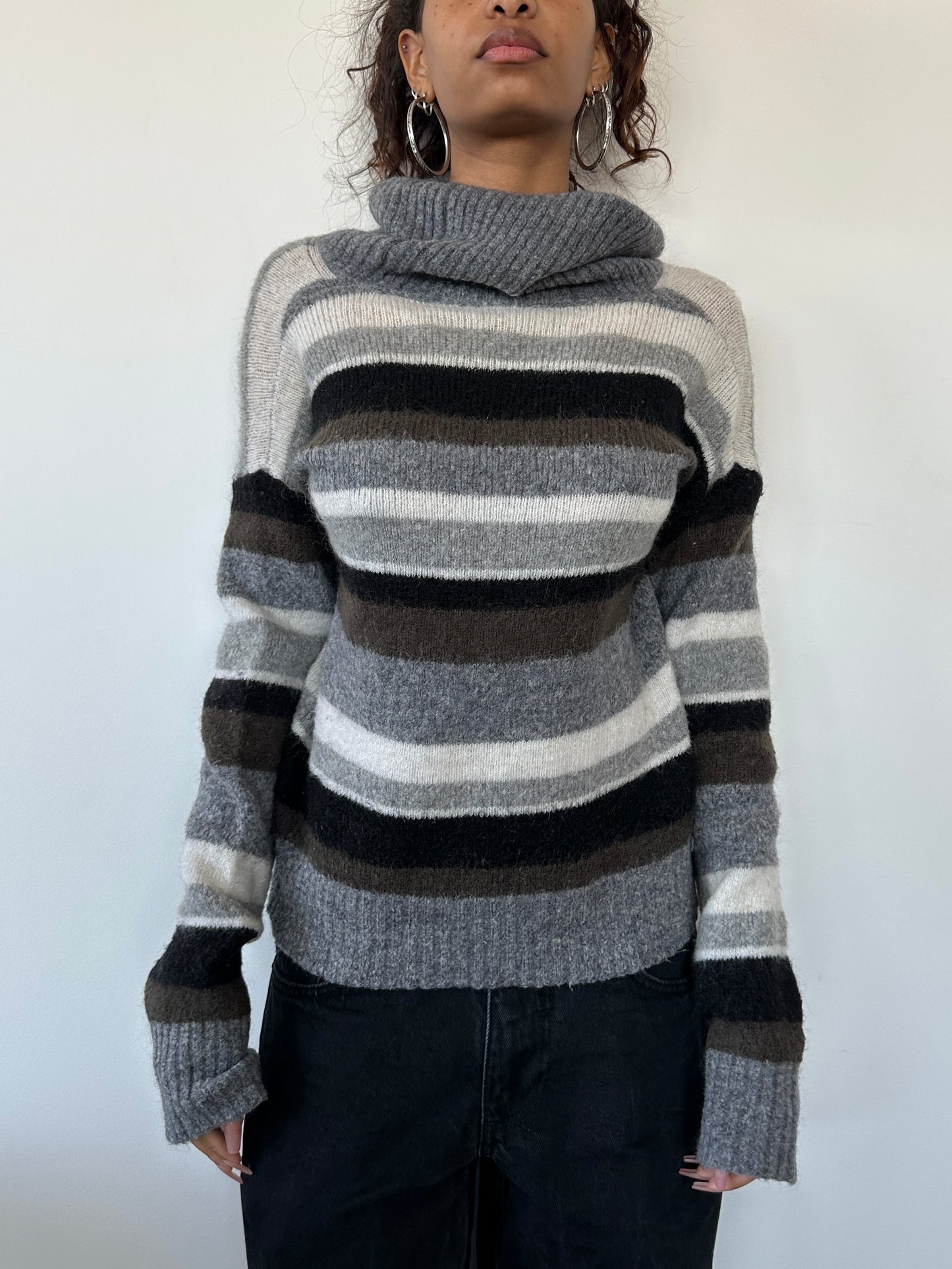 Slouchy Roll Neck Striped Knit ⋆ Size M