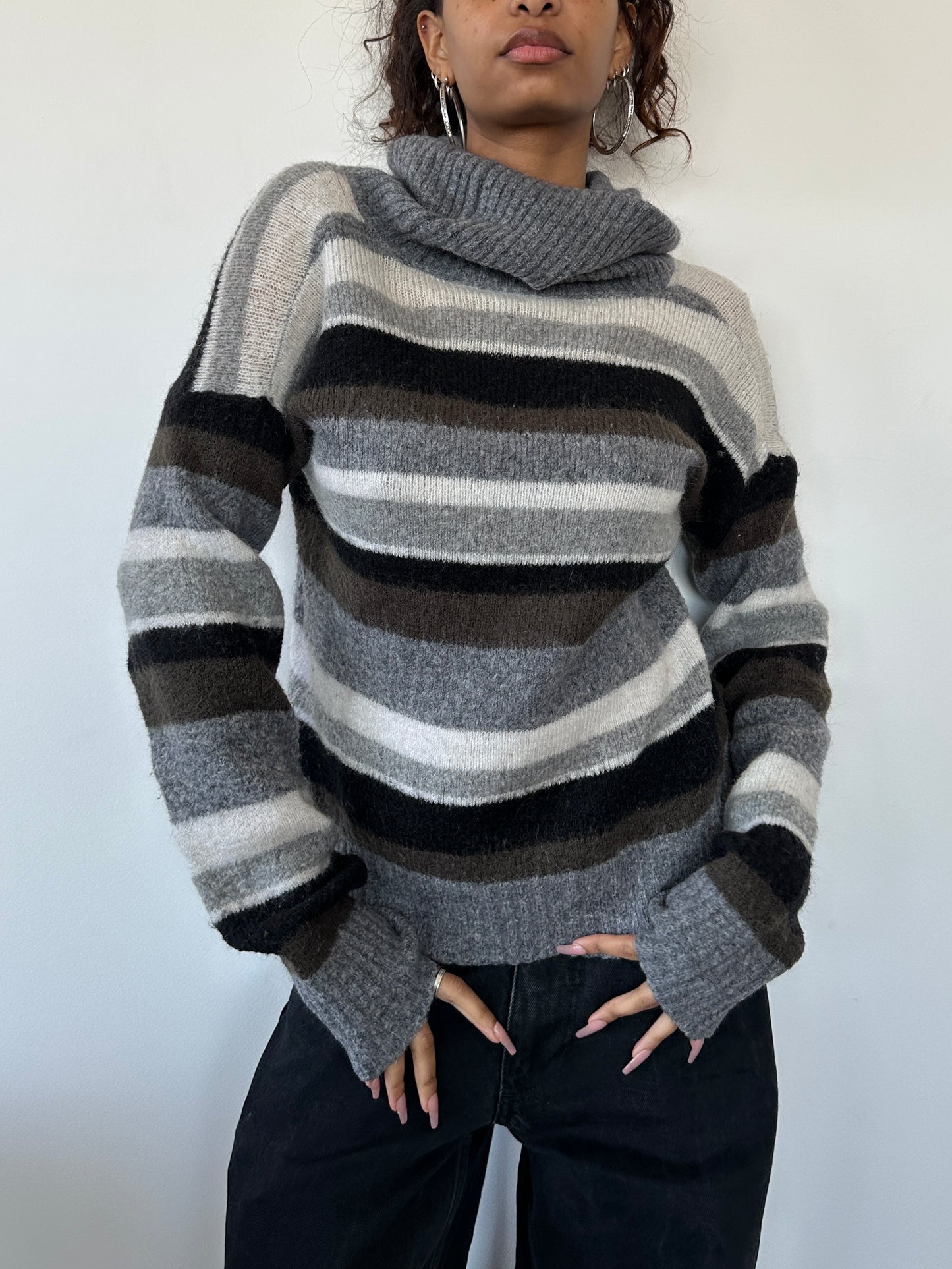 Slouchy Roll Neck Striped Knit ⋆ Size M