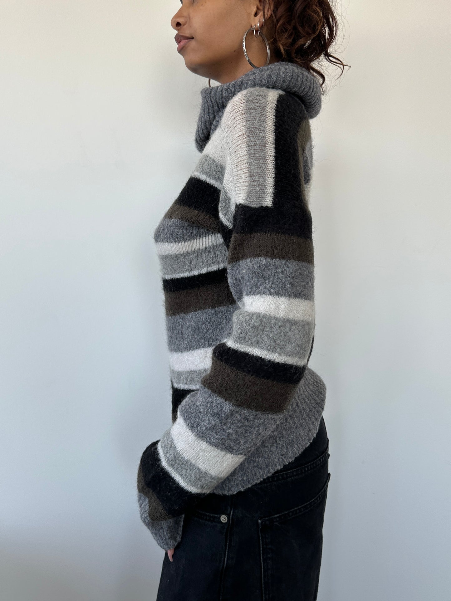Slouchy Roll Neck Striped Knit ⋆ Size M