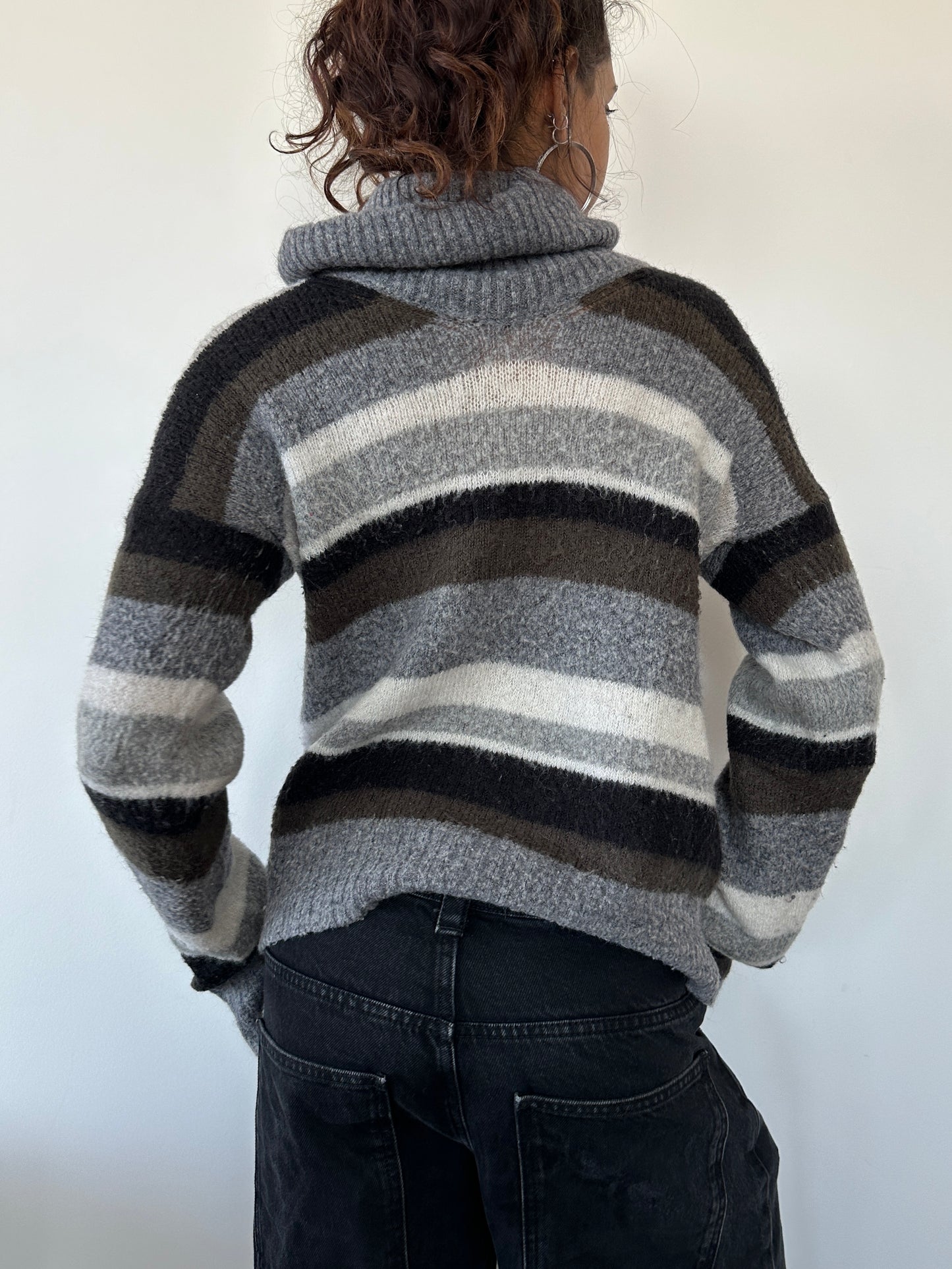 Slouchy Roll Neck Striped Knit ⋆ Size M
