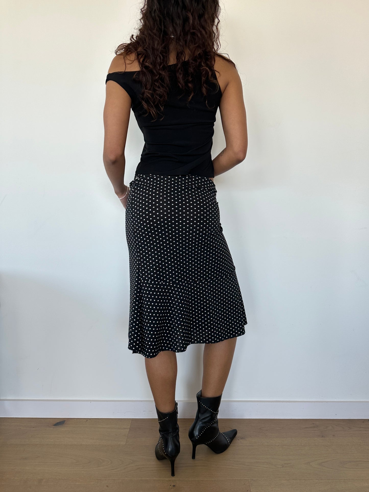 Polka Dot Asymmetric Skirt ⋆ Size S/M