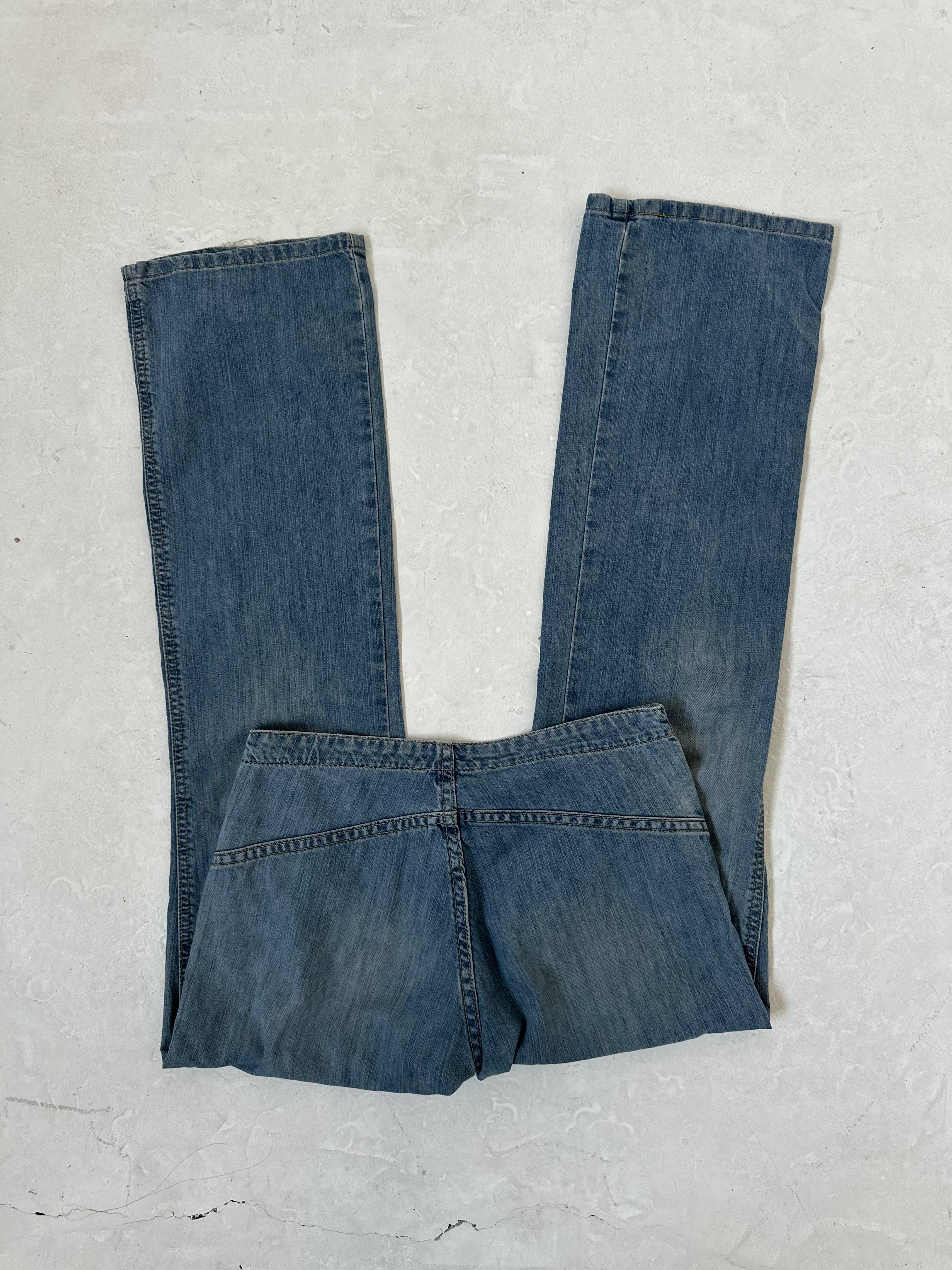 levi's low-rise jeans — size xs