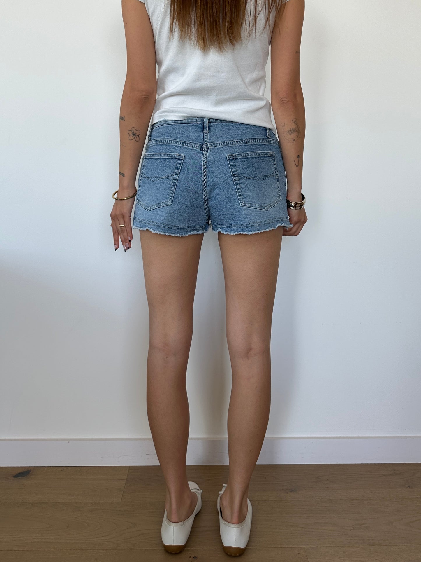 Distressed Denim Hot Pants ⋆ Size XS