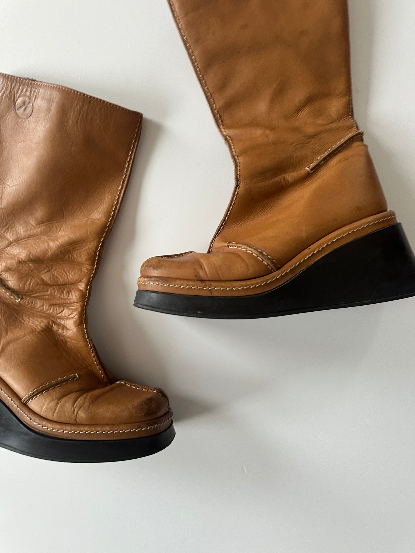 BRONX PLATFORM BOOTS ◦ UK SIZE 4