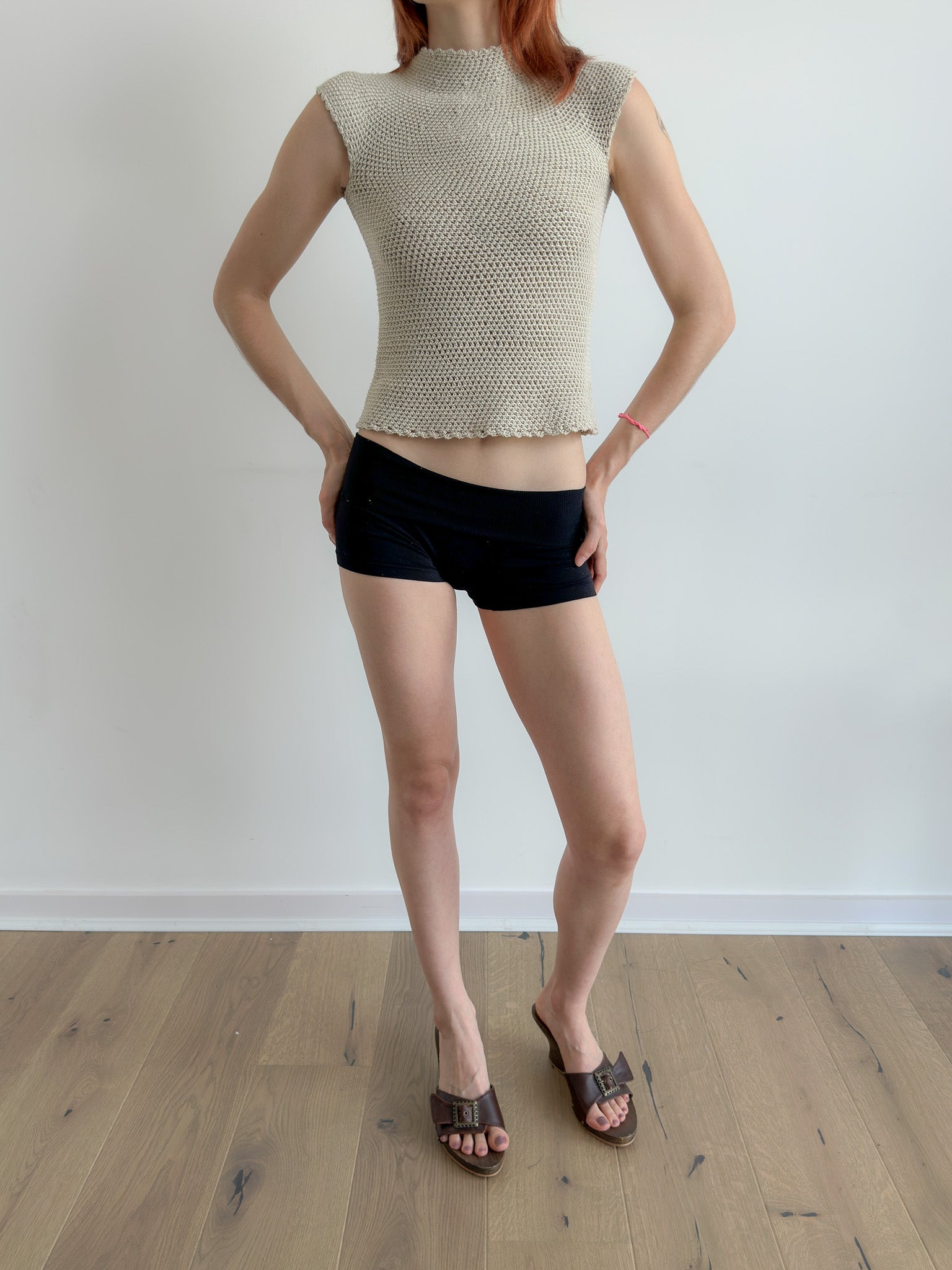 crochet baby tee / size xs