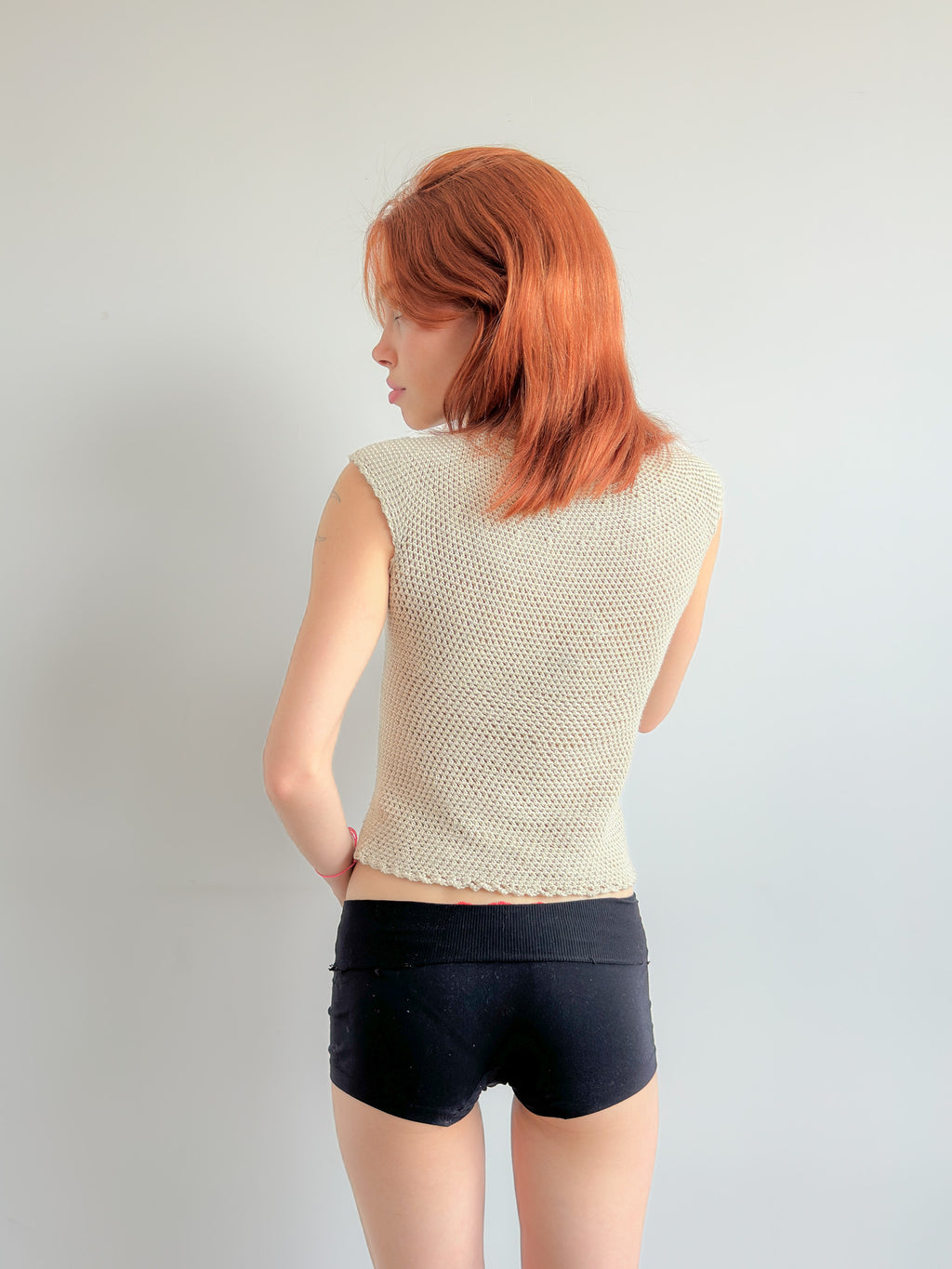crochet baby tee / size xs