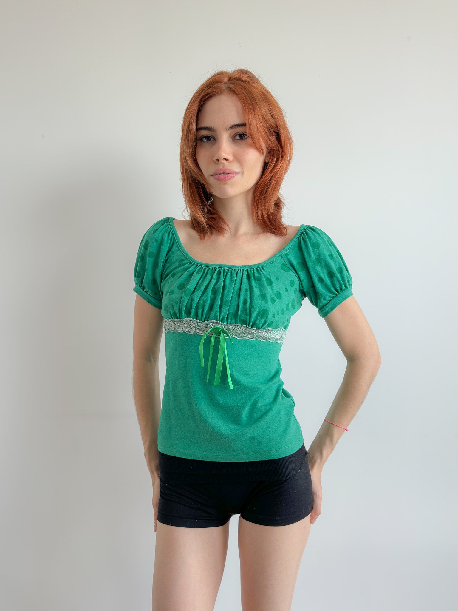 polka dot tee / size s-m