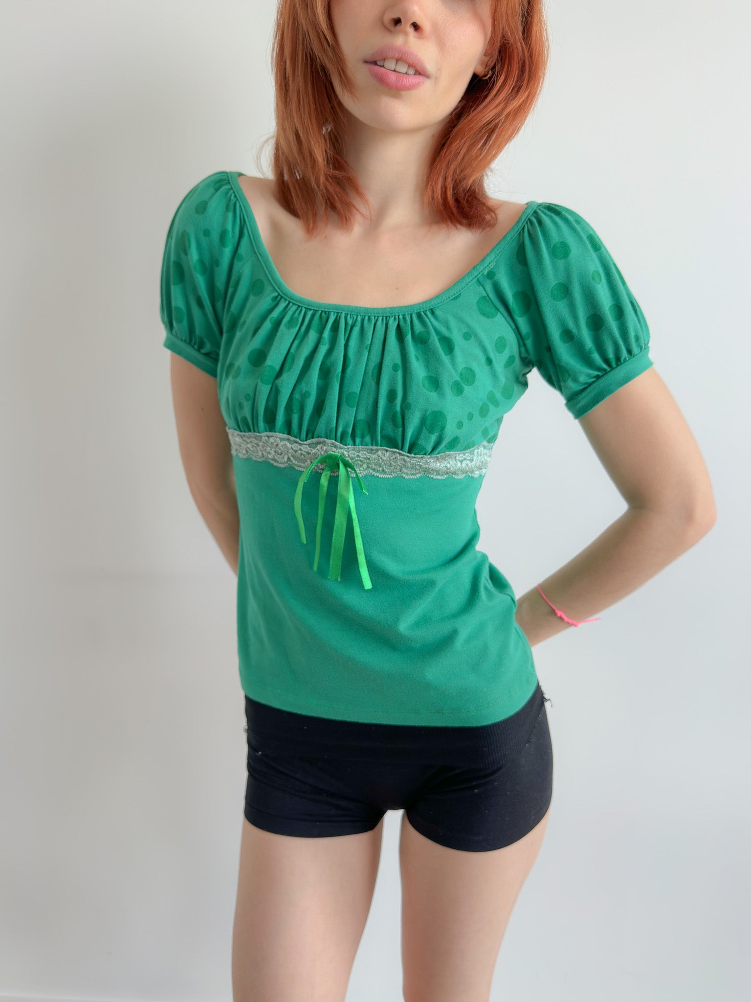 polka dot tee / size s-m