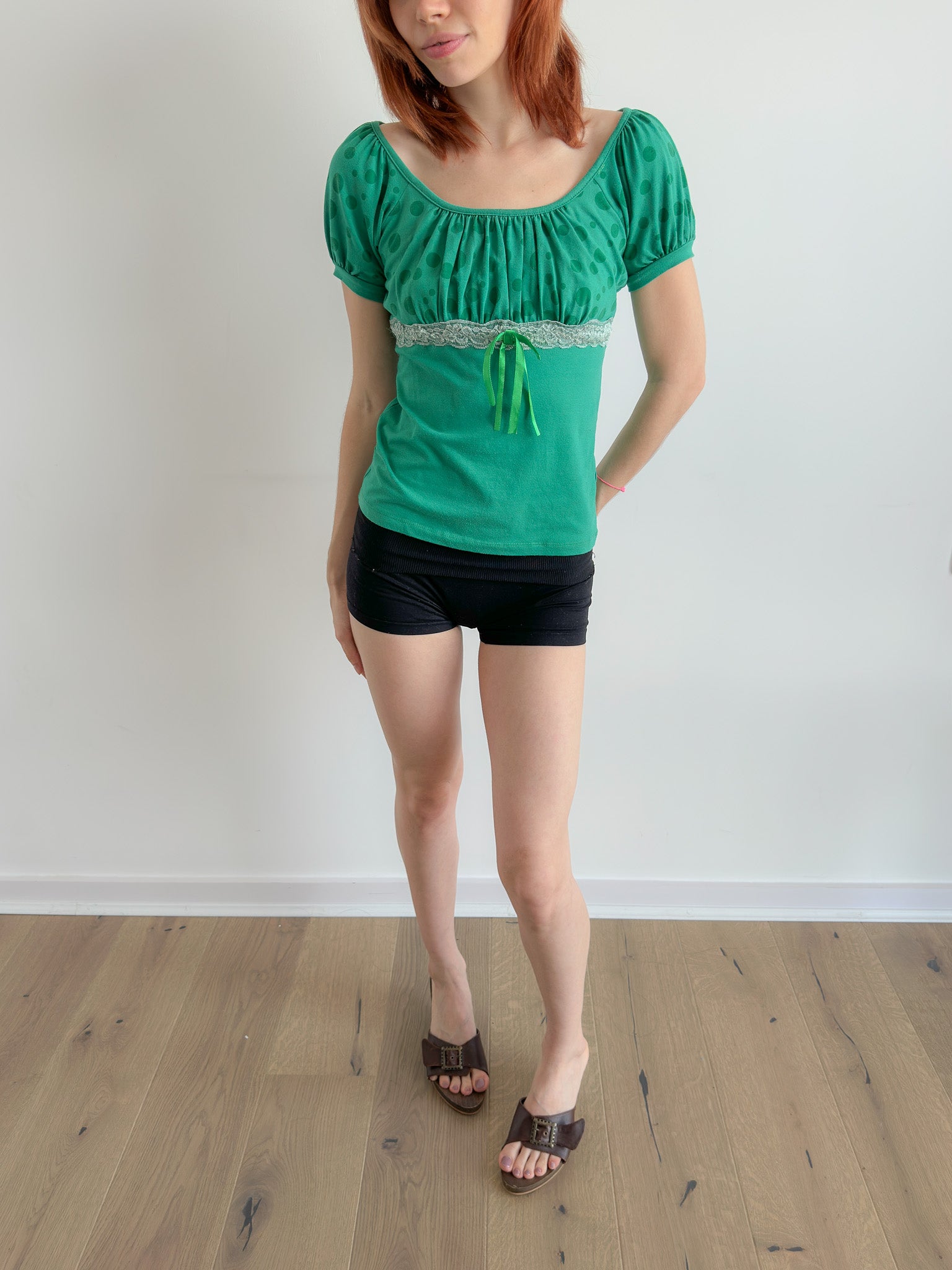 polka dot tee / size s-m