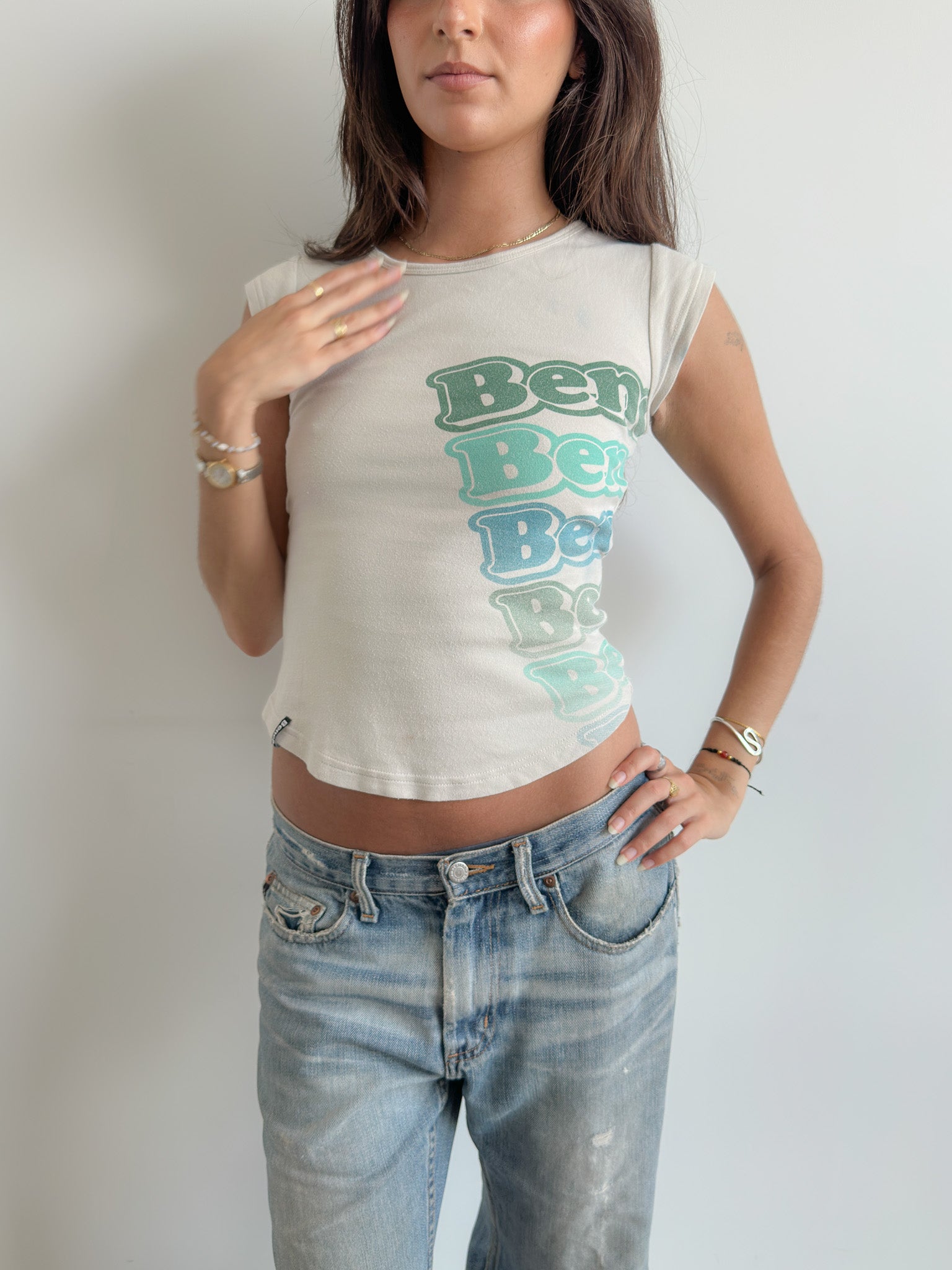 bench baby tee / size xs-s