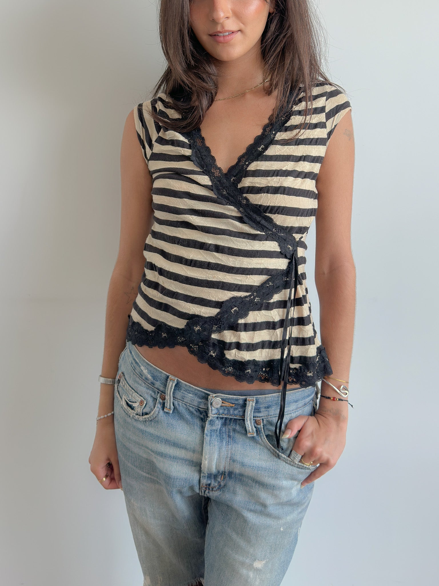striped wrap top / size s