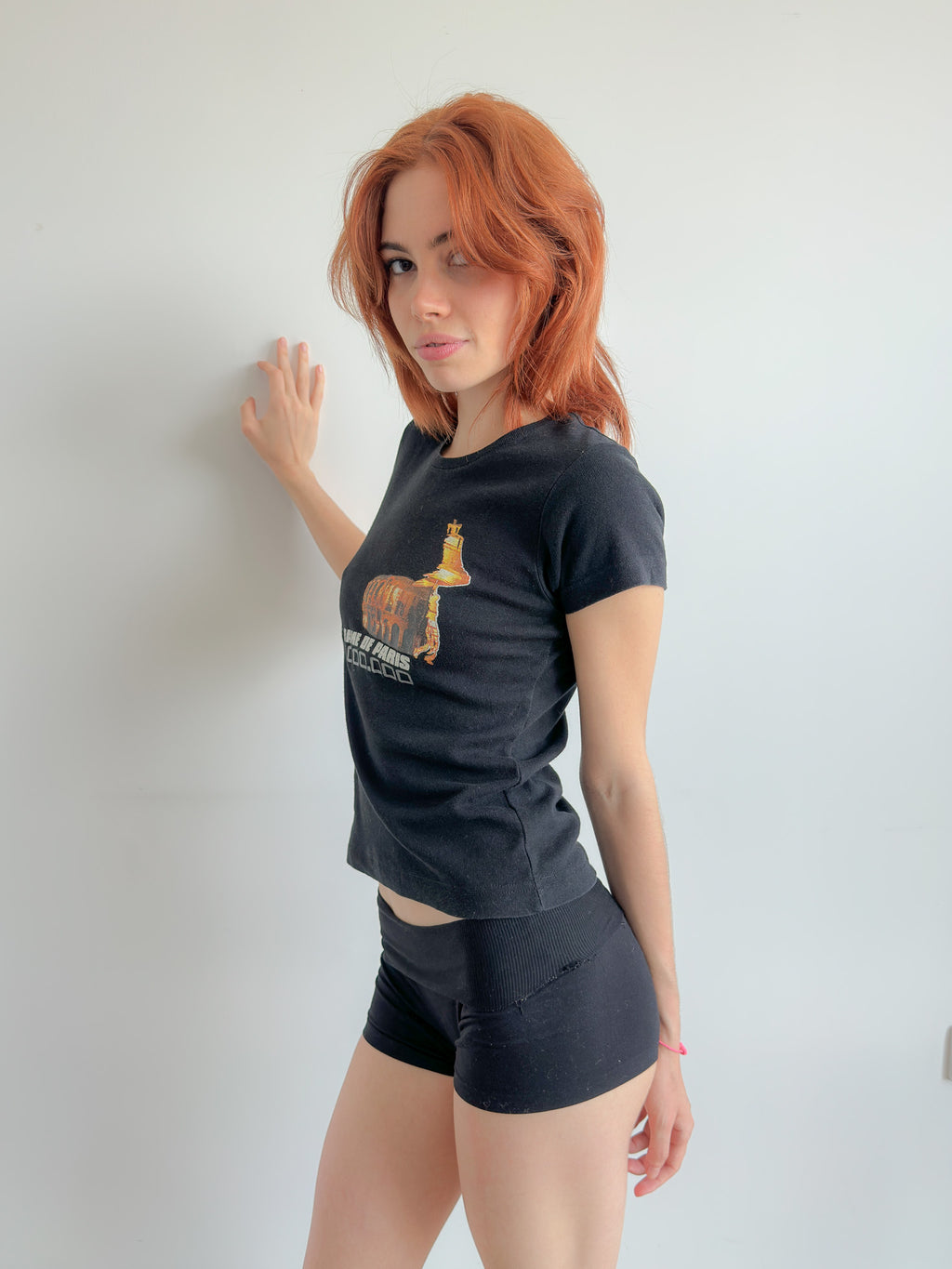 graphic baby tee / size s