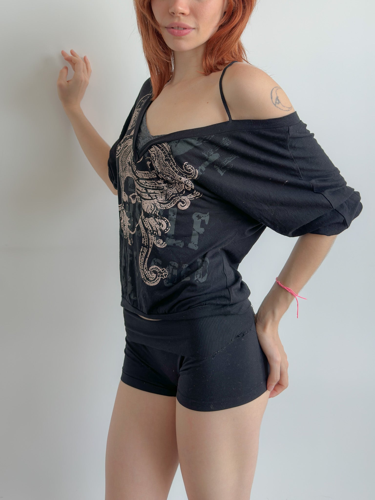 grunge slouchy tee / size s