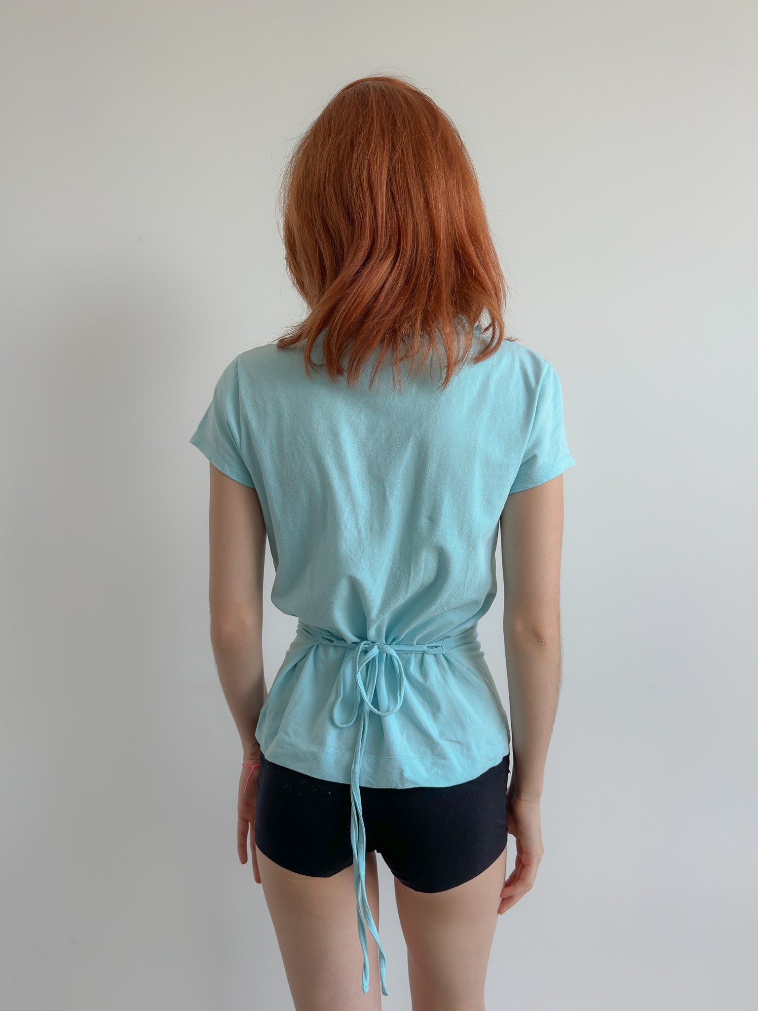 aqua tie top / size m