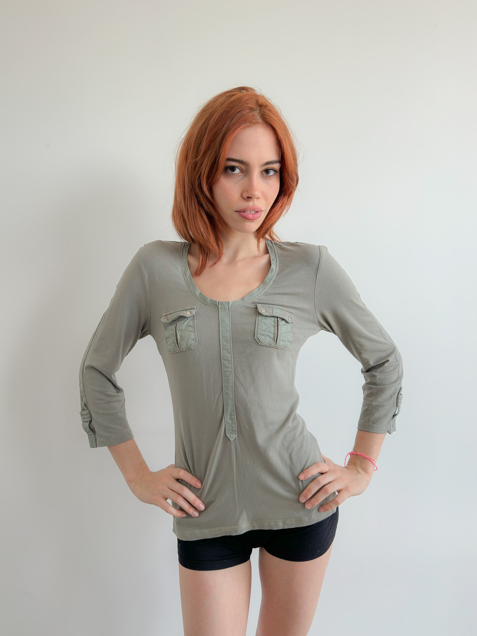 3/4 sleeve top / size m-l