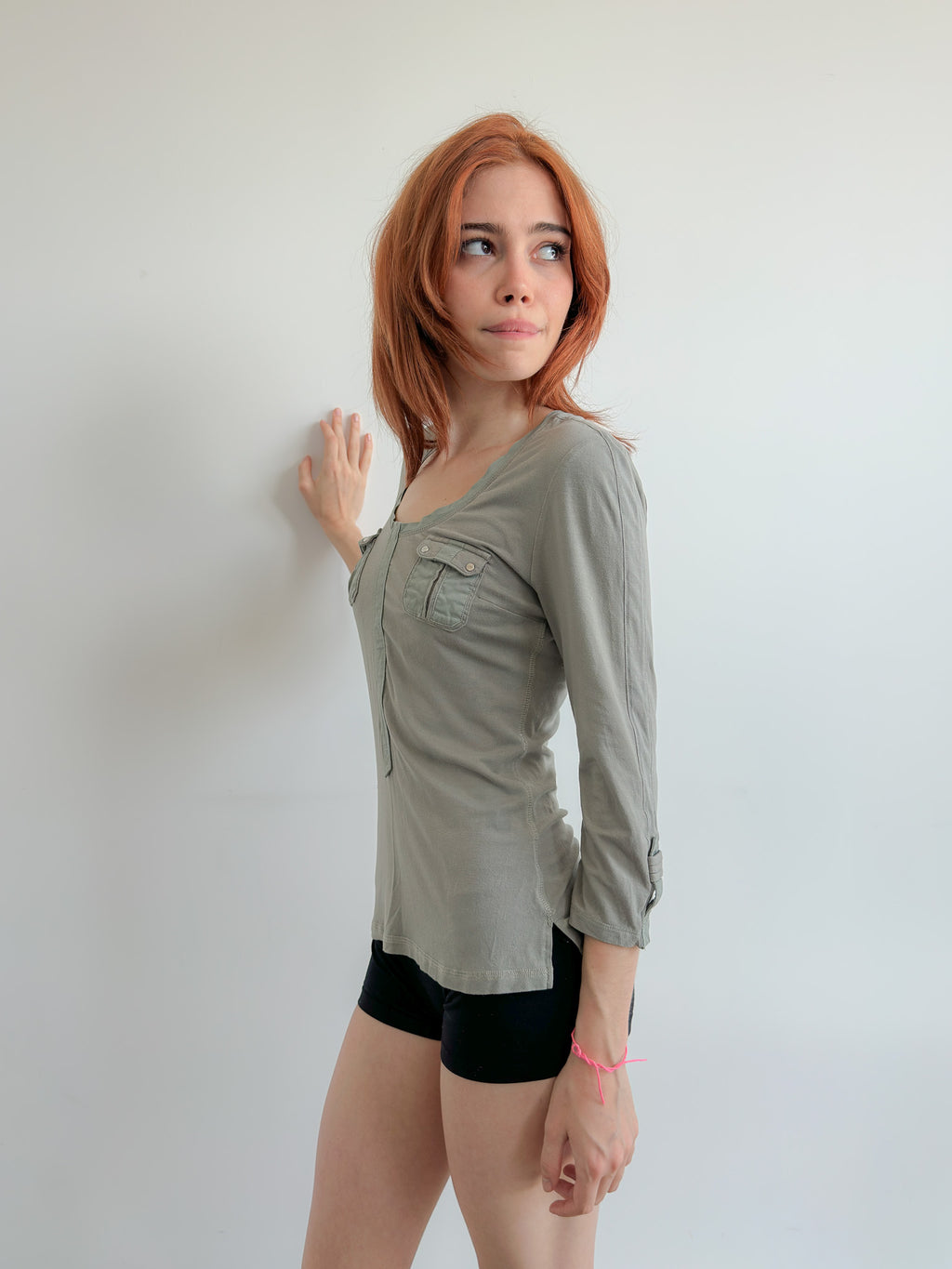 3/4 sleeve top / size m-l