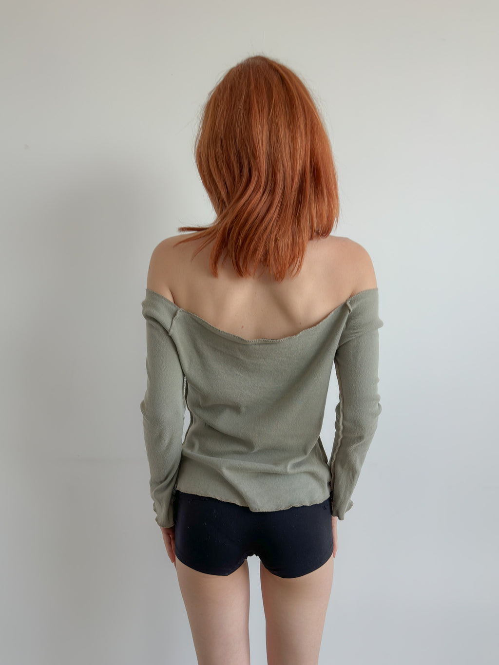 off shoulder top / size s