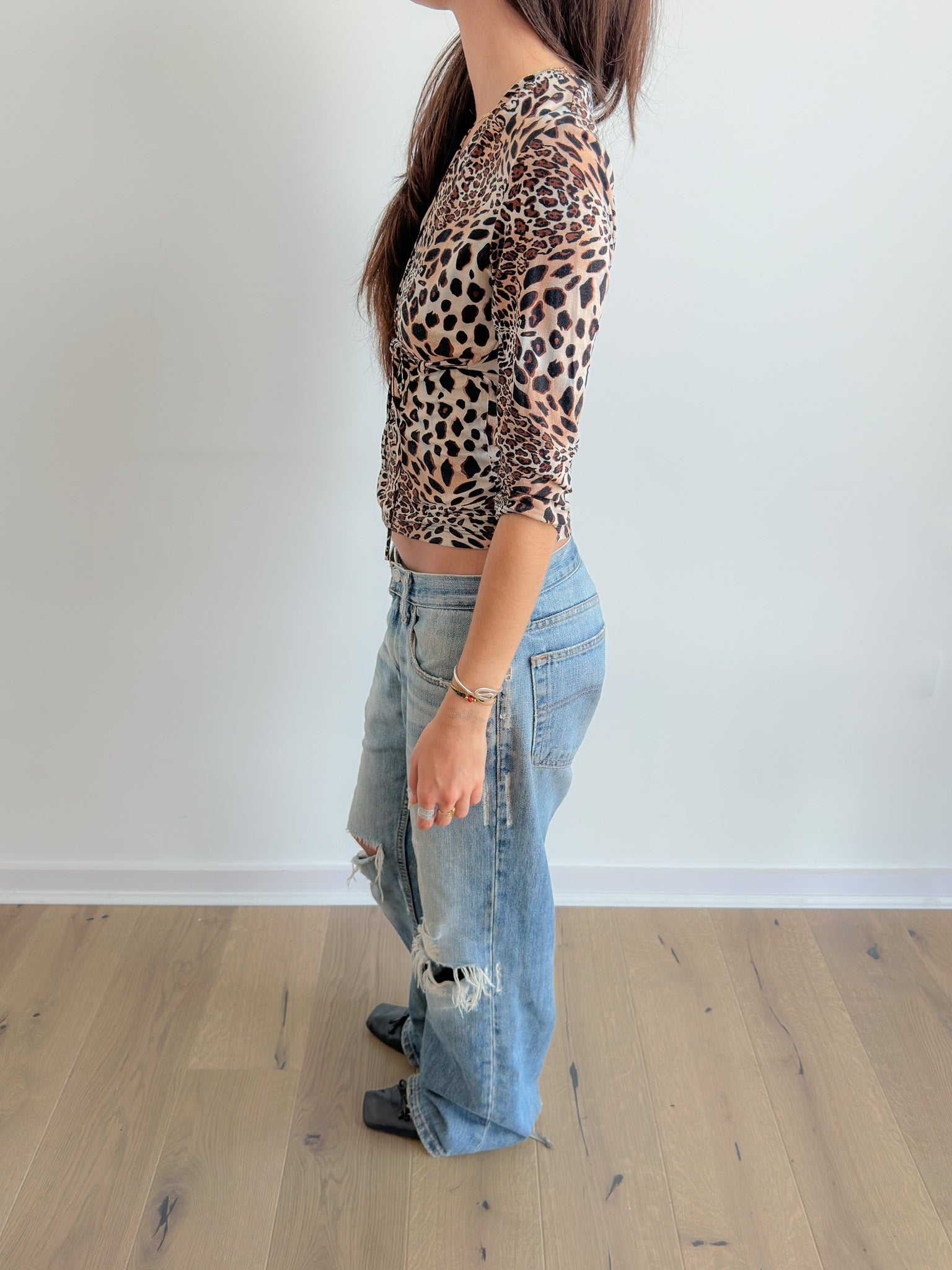 3/4 sleeve leopard top / size xs-s