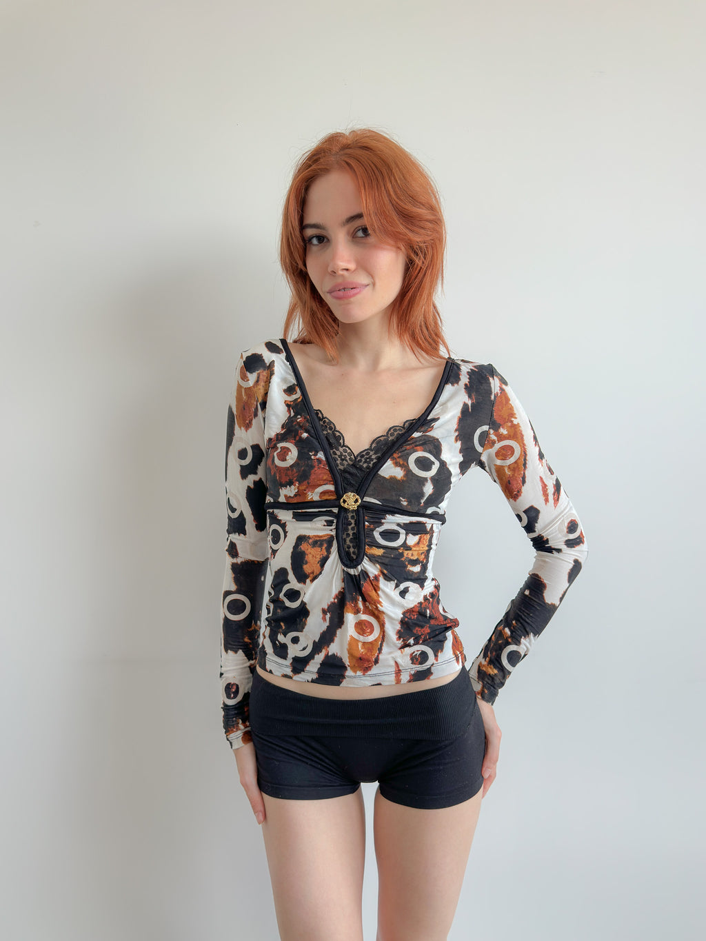 v-neck top / size xs-s