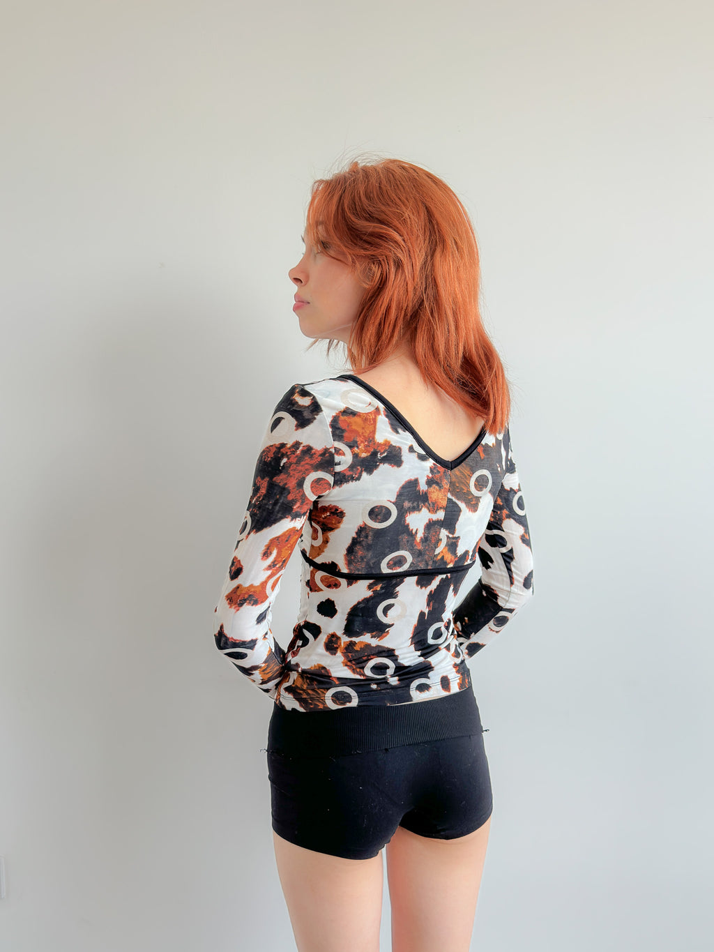 v-neck top / size xs-s
