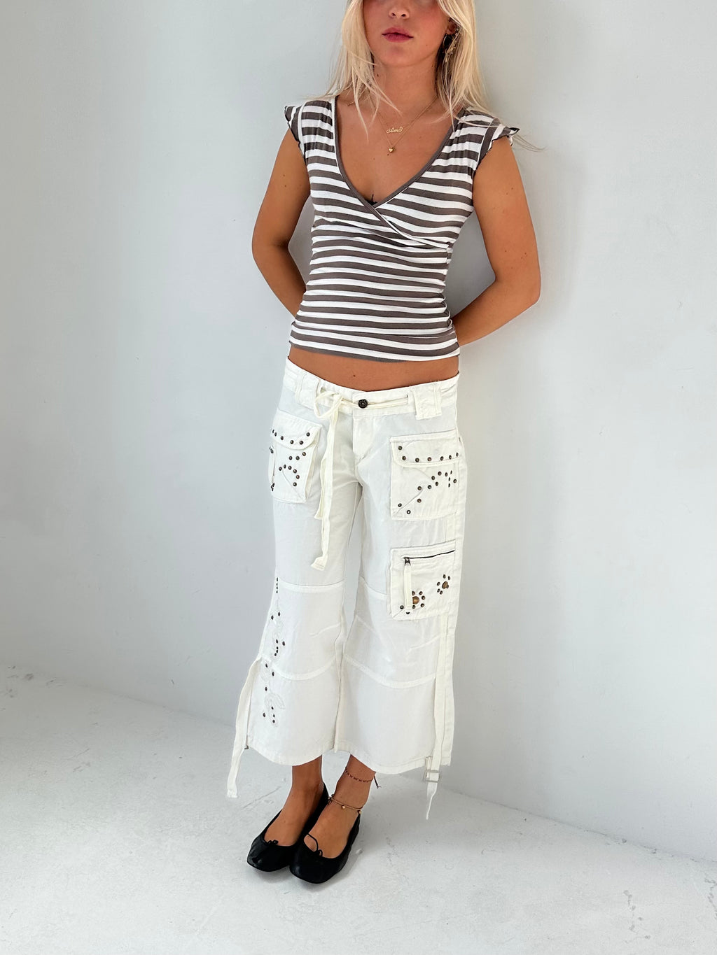 cargo capri pants — size s/m