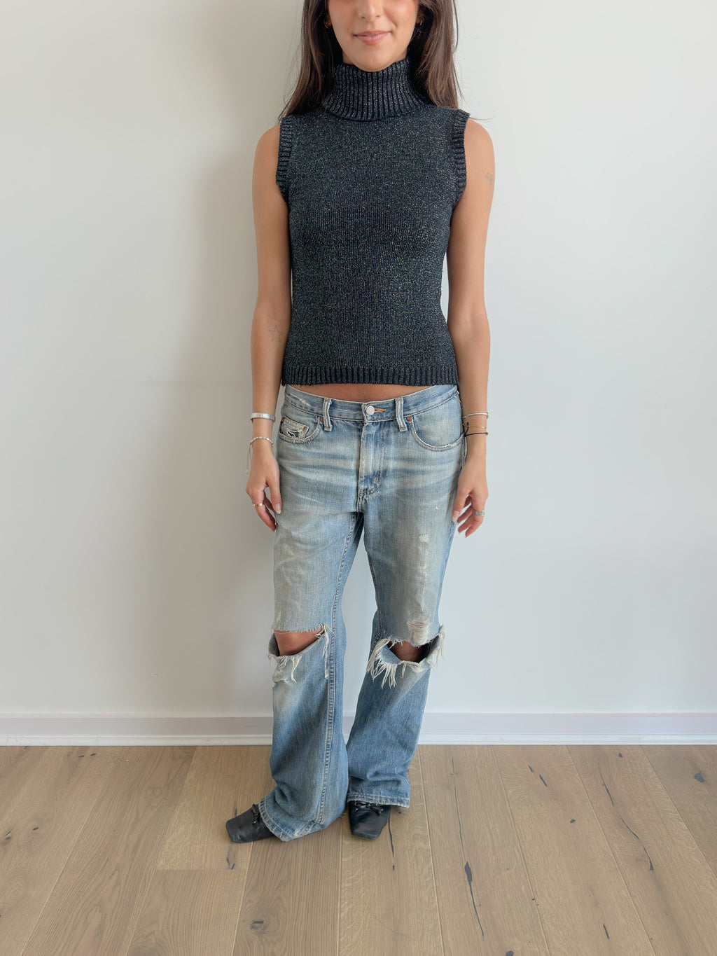 sleeveless roll neck knit / size s