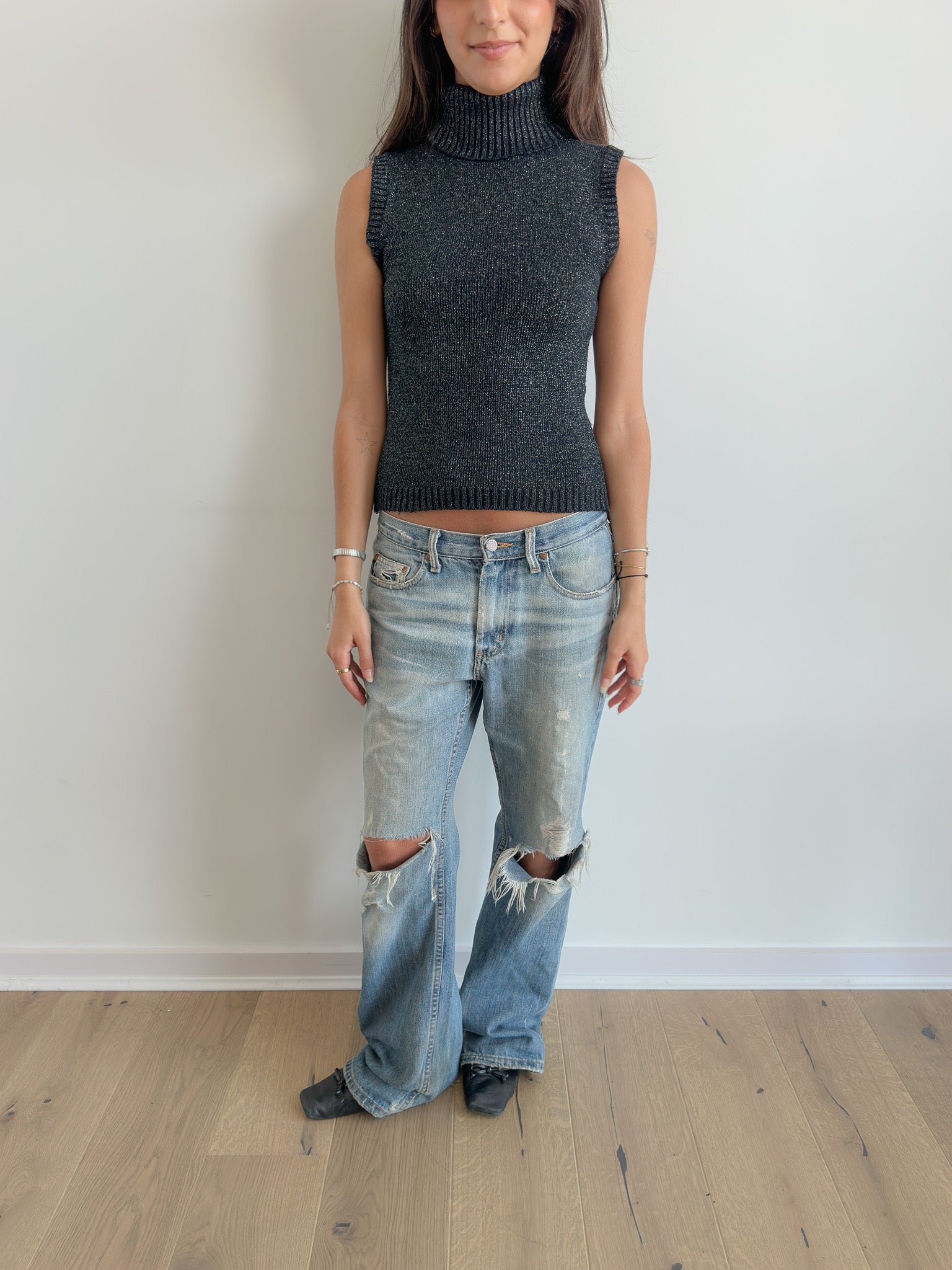 sleeveless roll neck knit / size s