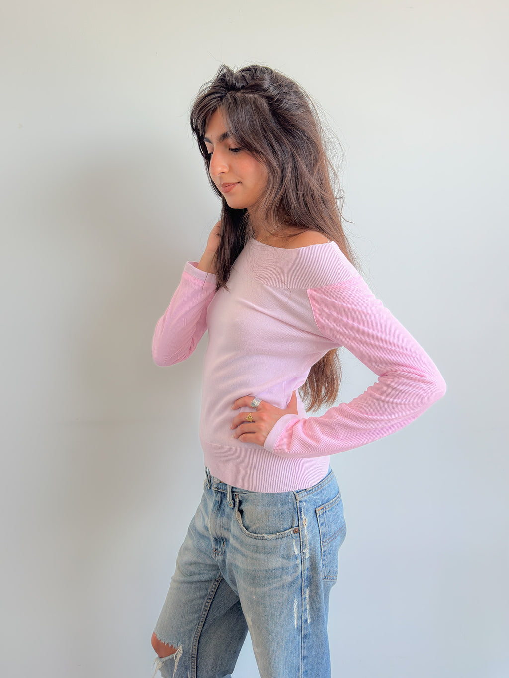 off shoulder knit / size s