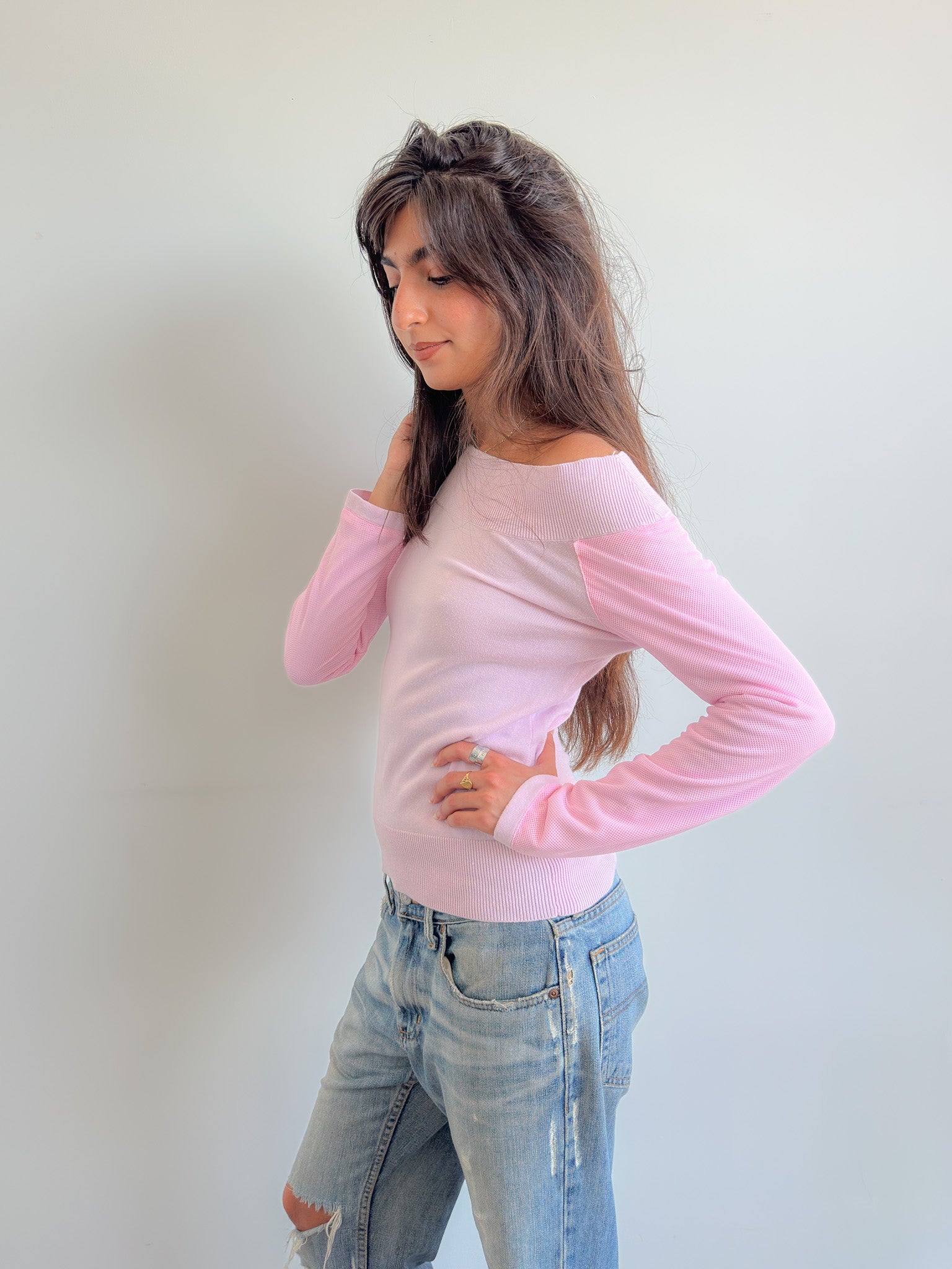 off shoulder knit / size s