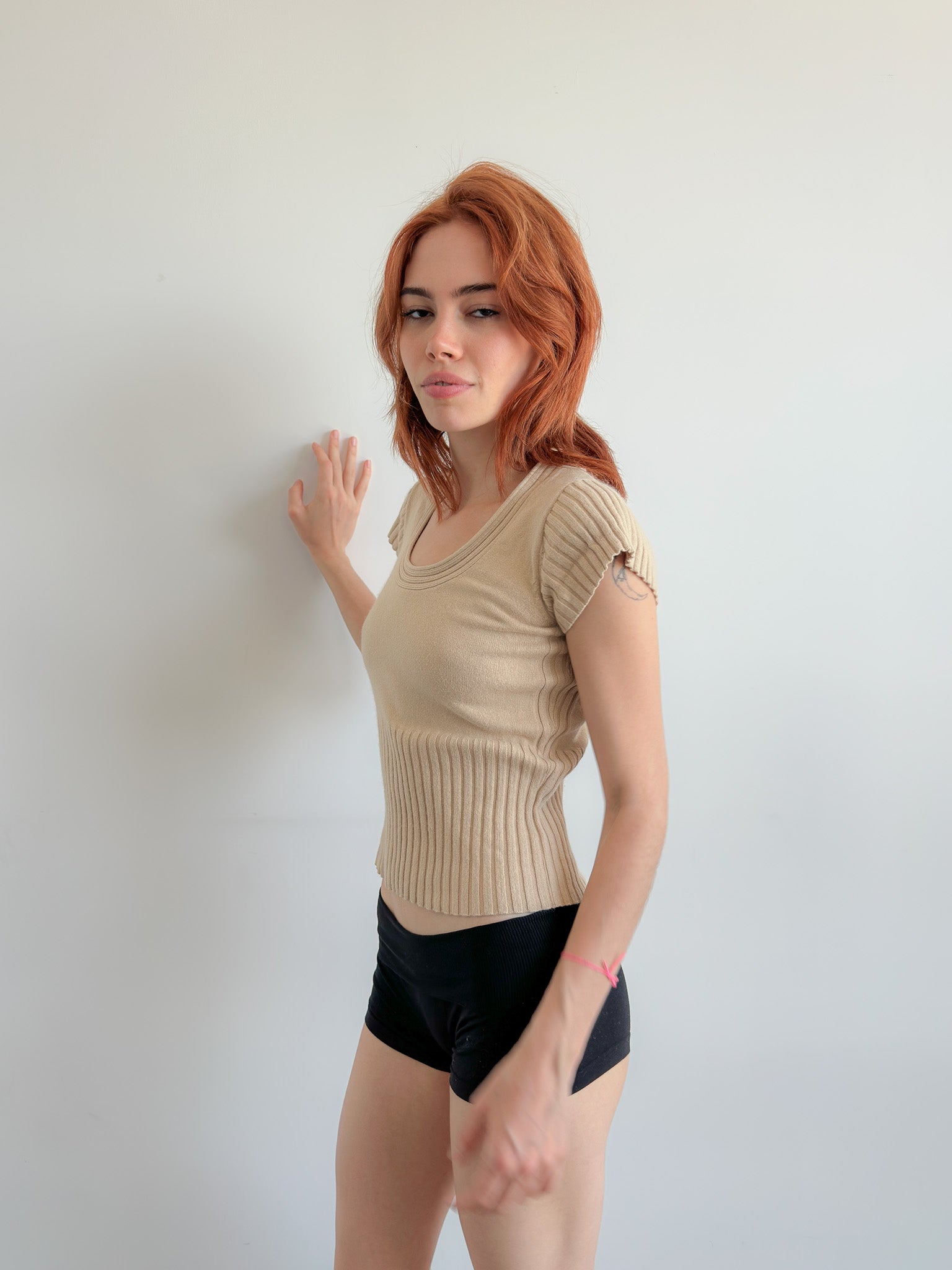 knit tee / size xs-s