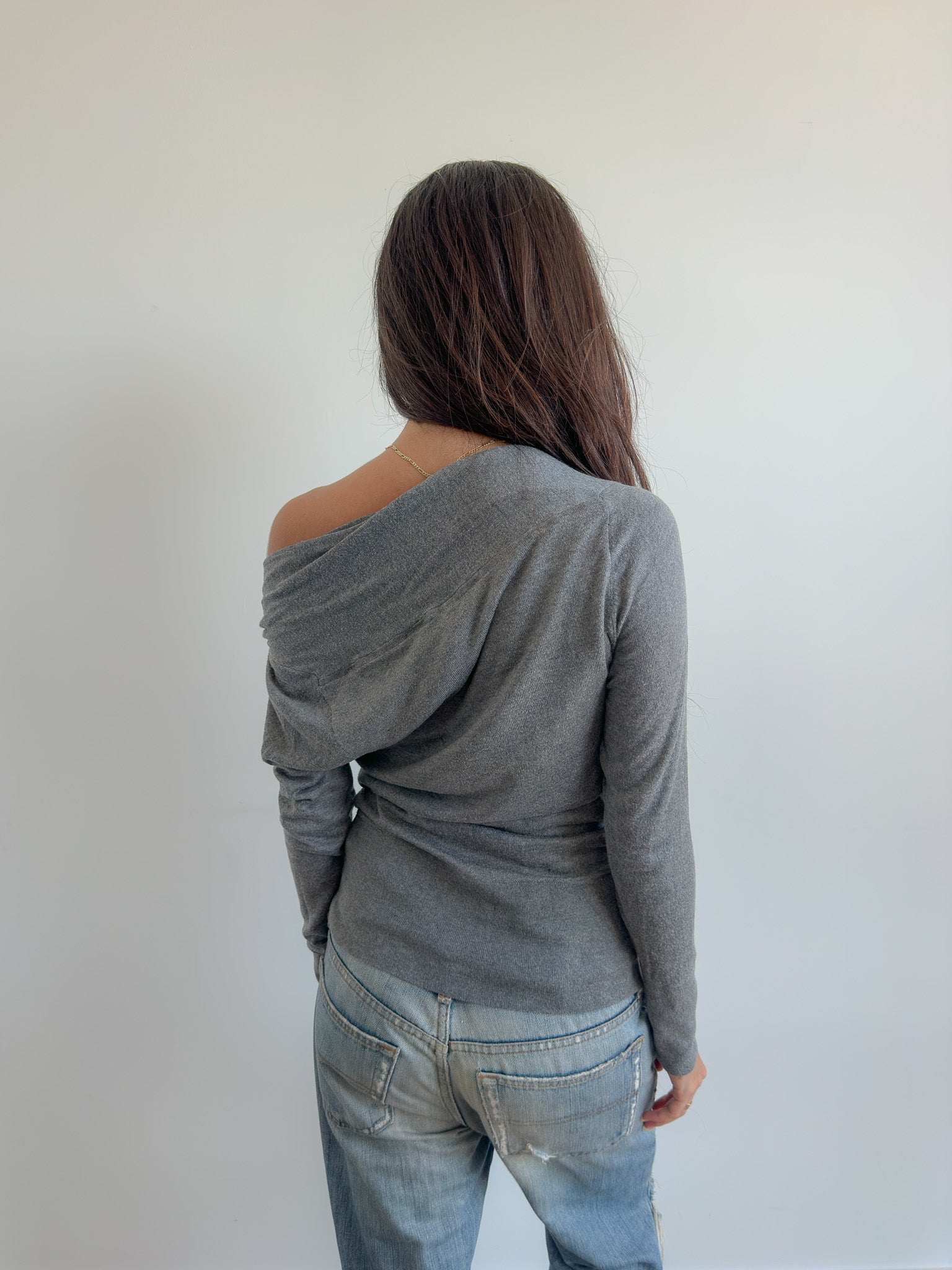 off shoulder knit / size s-m