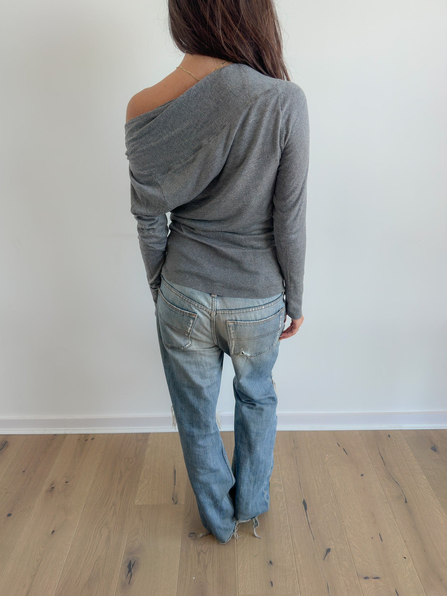off shoulder knit / size s-m