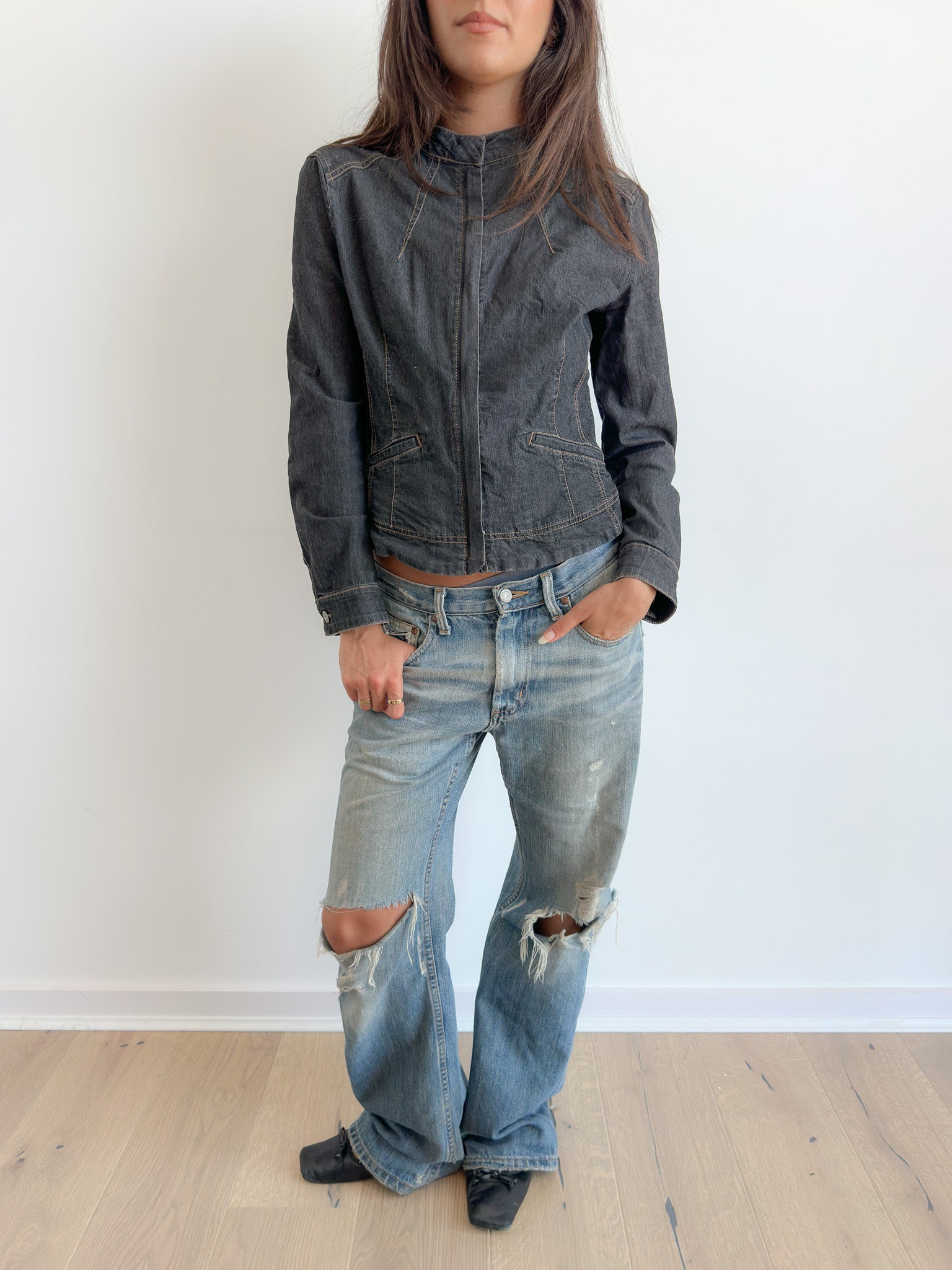 contrast stitch denim jacket / size s