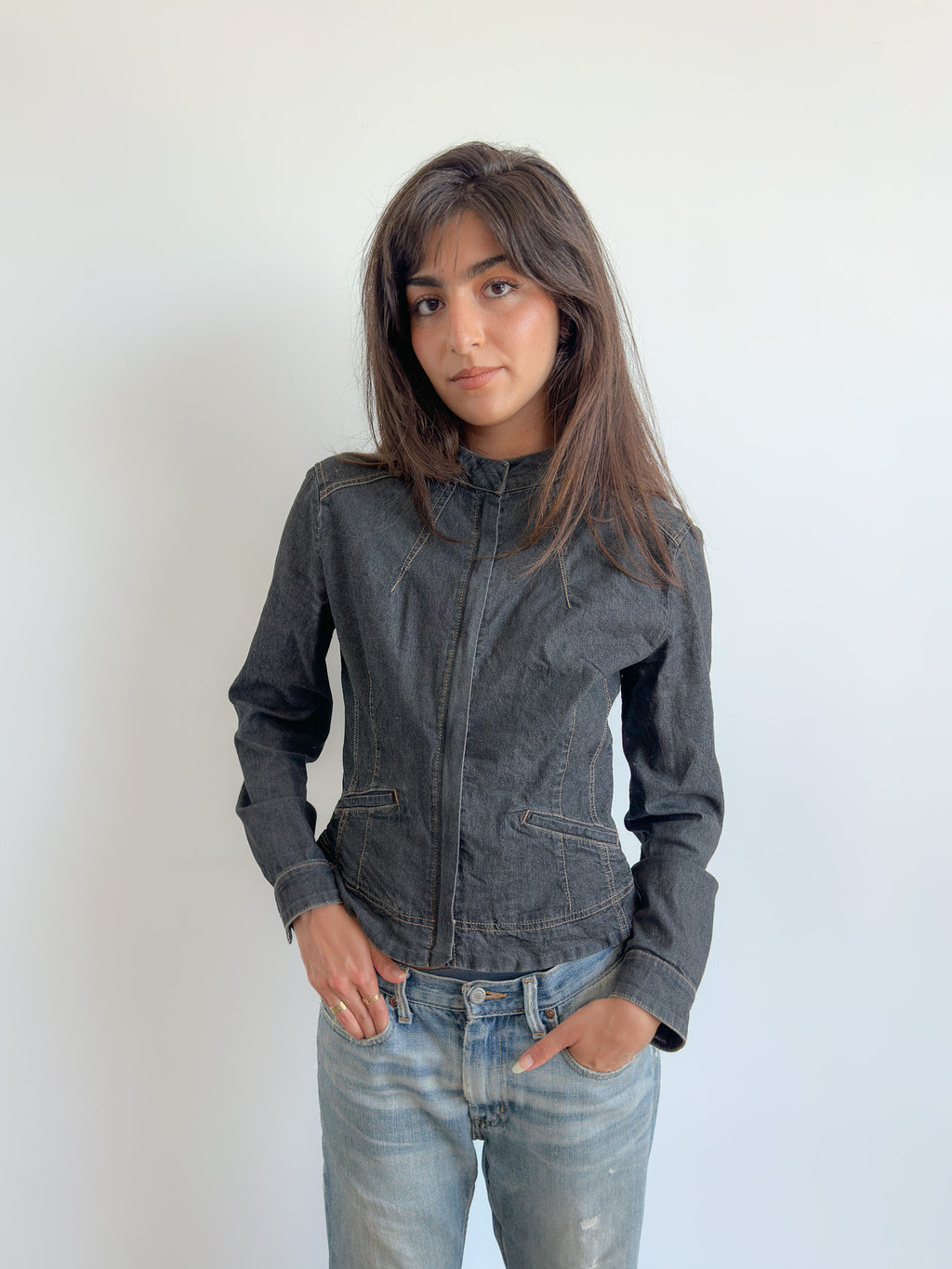 contrast stitch denim jacket / size s