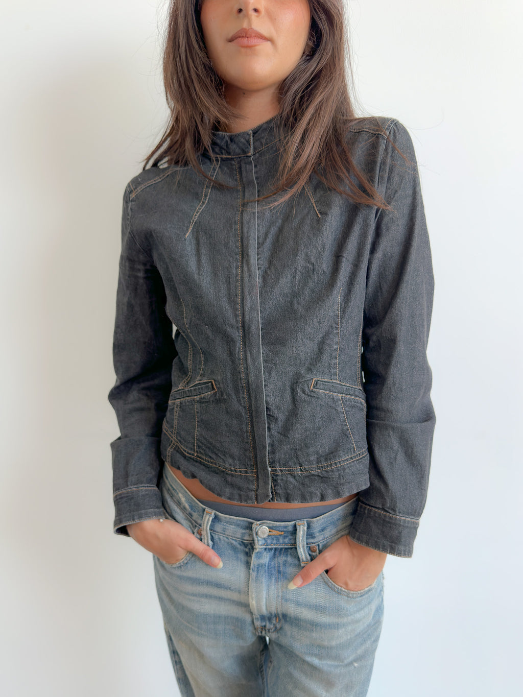contrast stitch denim jacket / size s