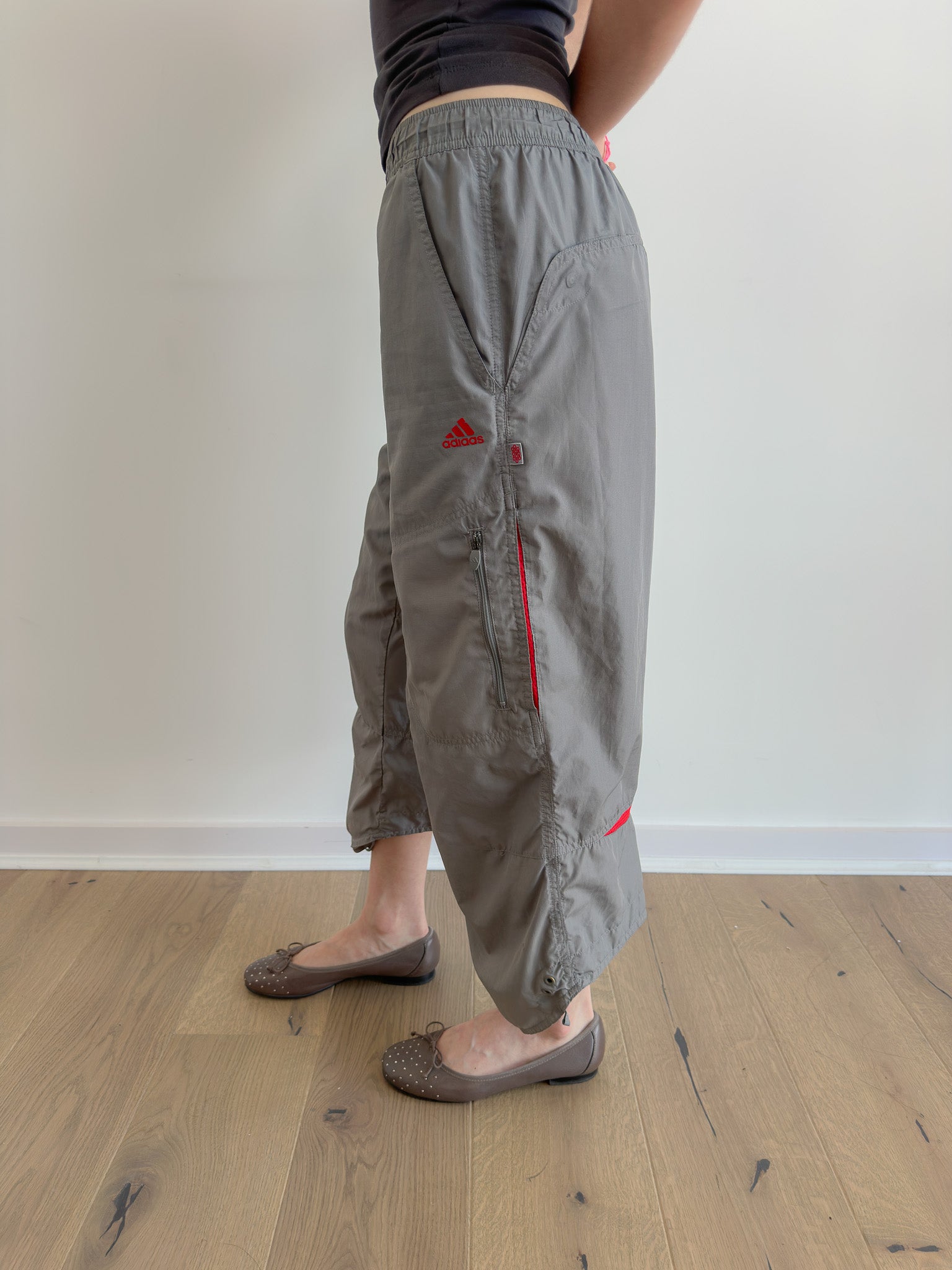adidas capris / size l-xl