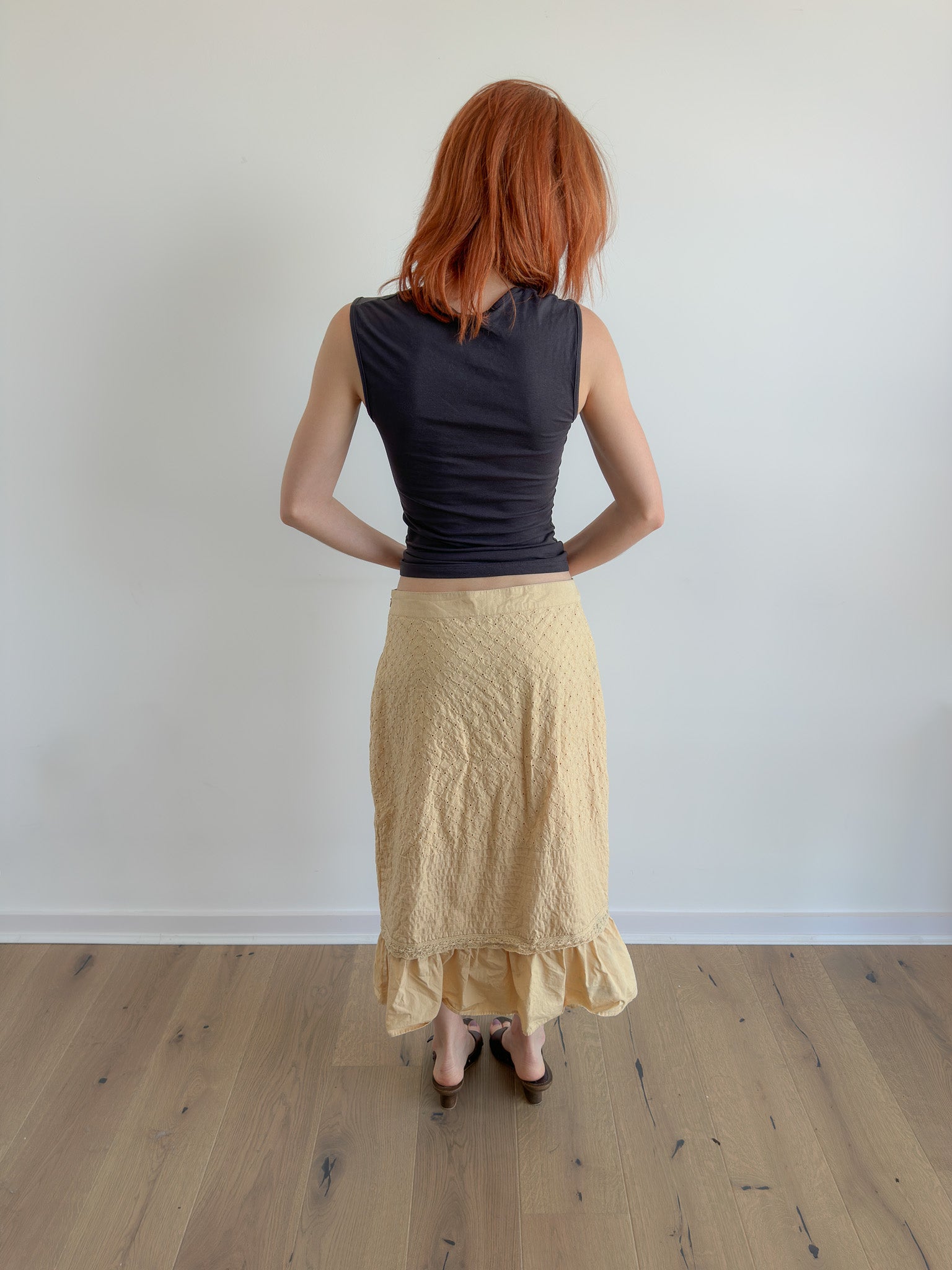 butter yellow skirt / size s-m