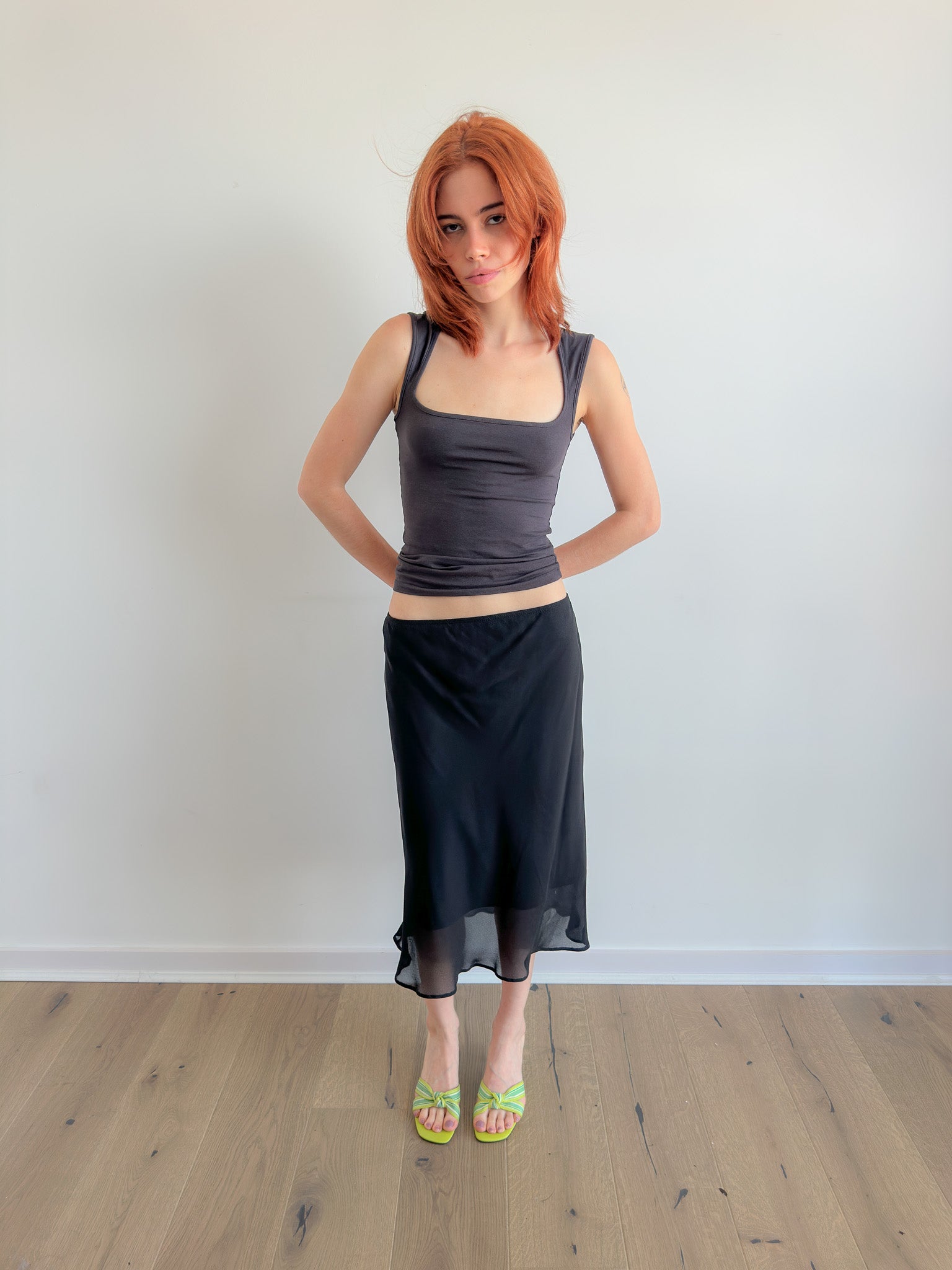 black slip skirt / size s