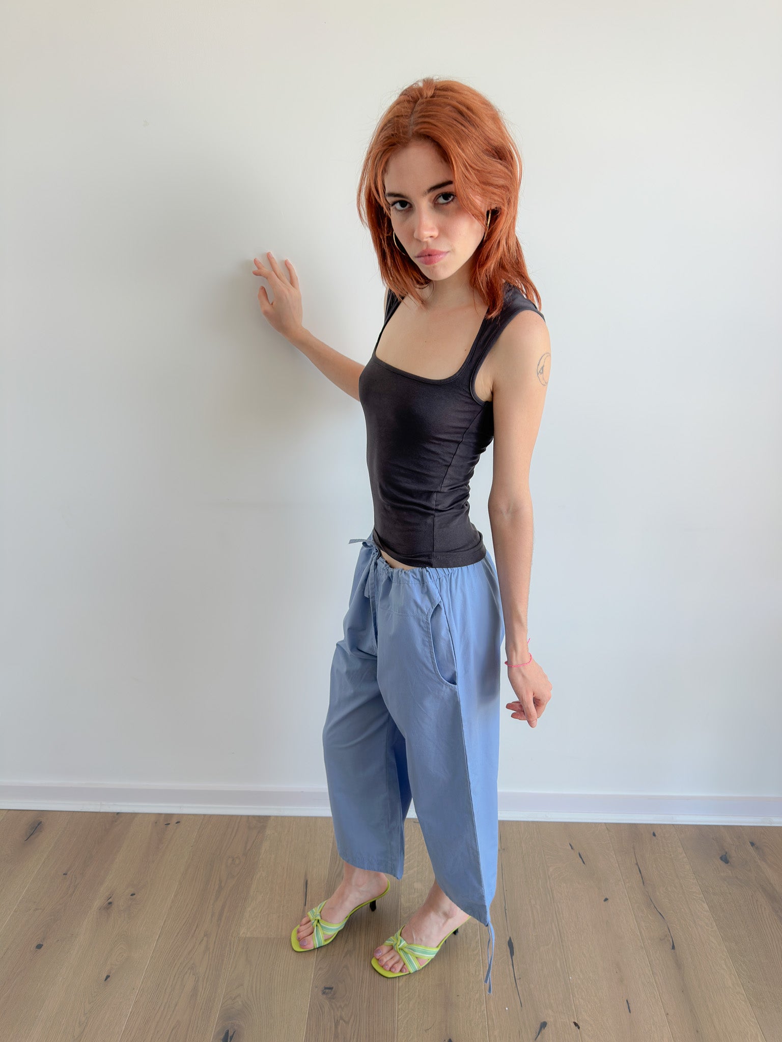 sporty capris / size s-m