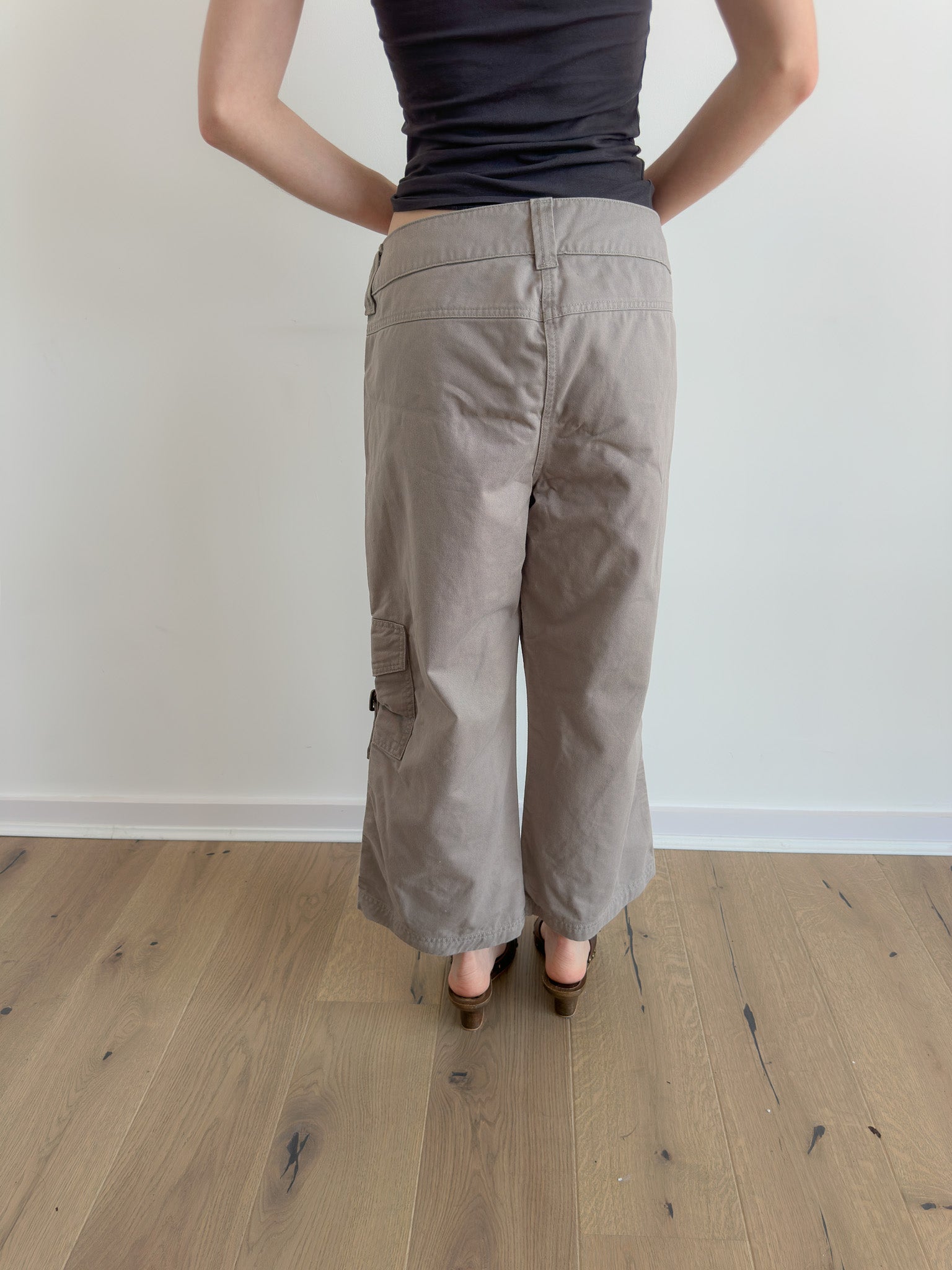 low-rise stripe cargos / size m
