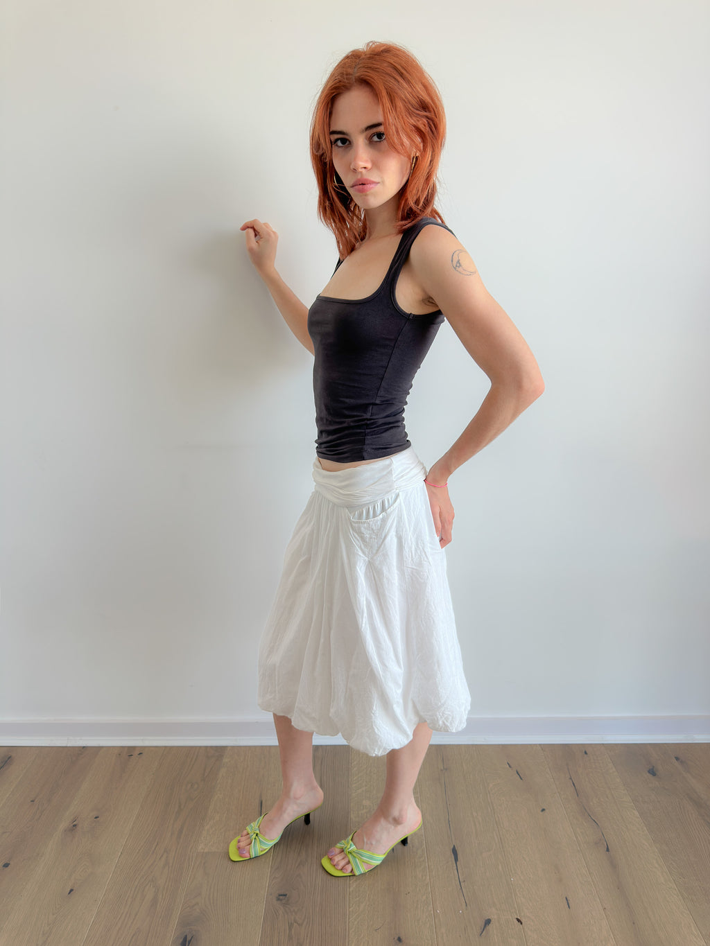 gathered white skirt / size xs-s