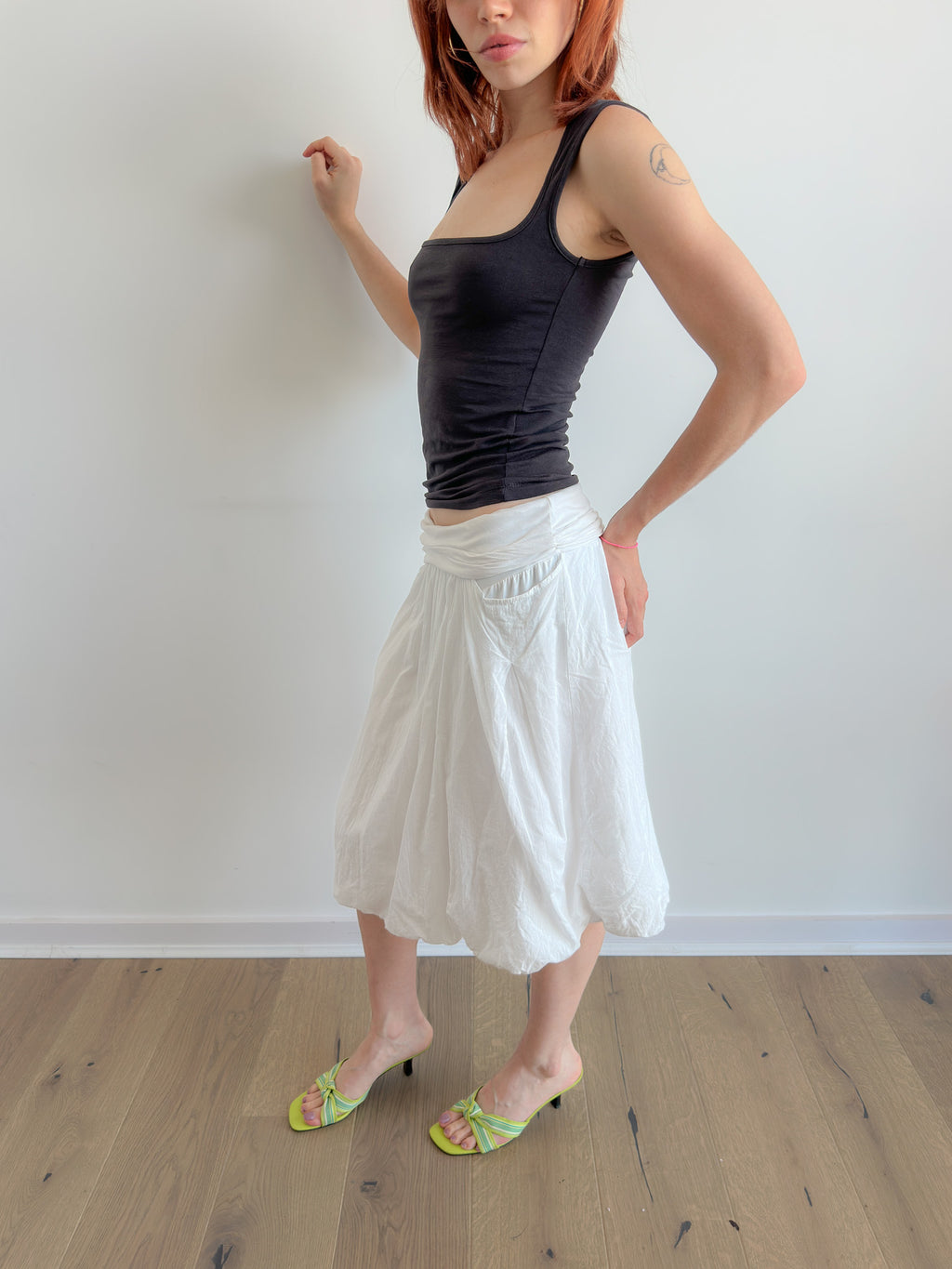 gathered white skirt / size xs-s