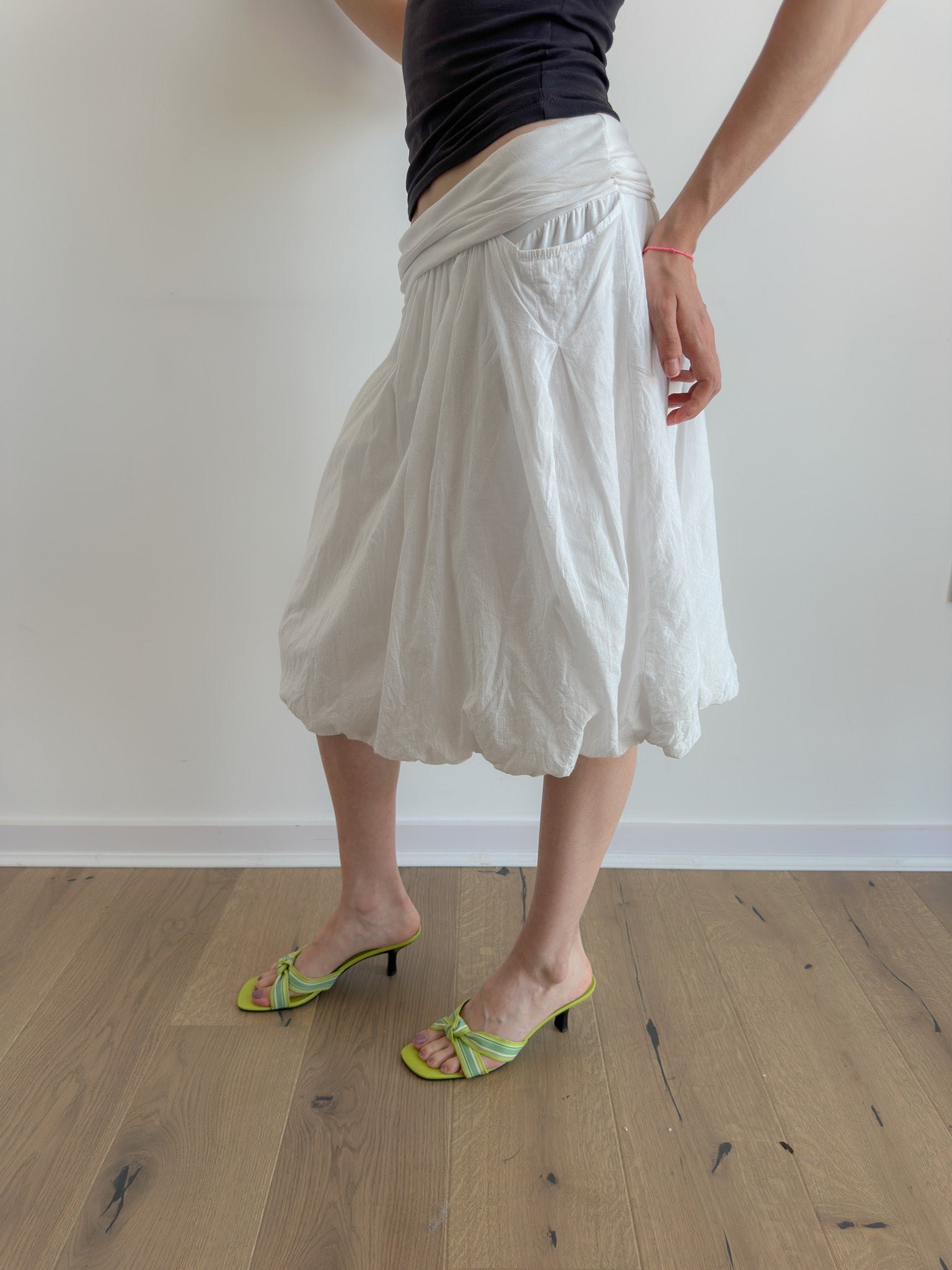 gathered white skirt / size xs-s
