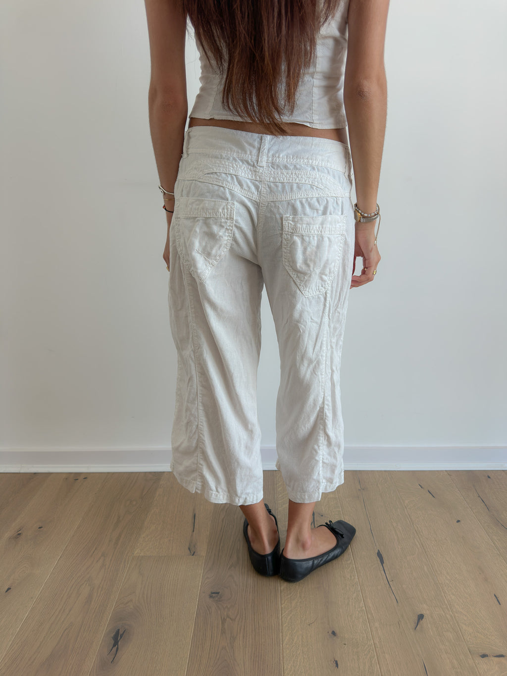 low rise capris / size s
