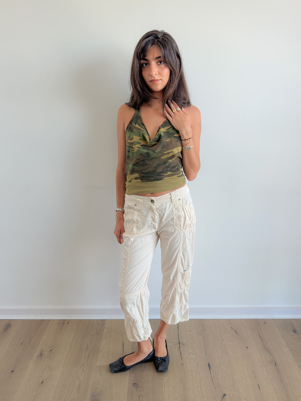 cropped ruched pants / size xs