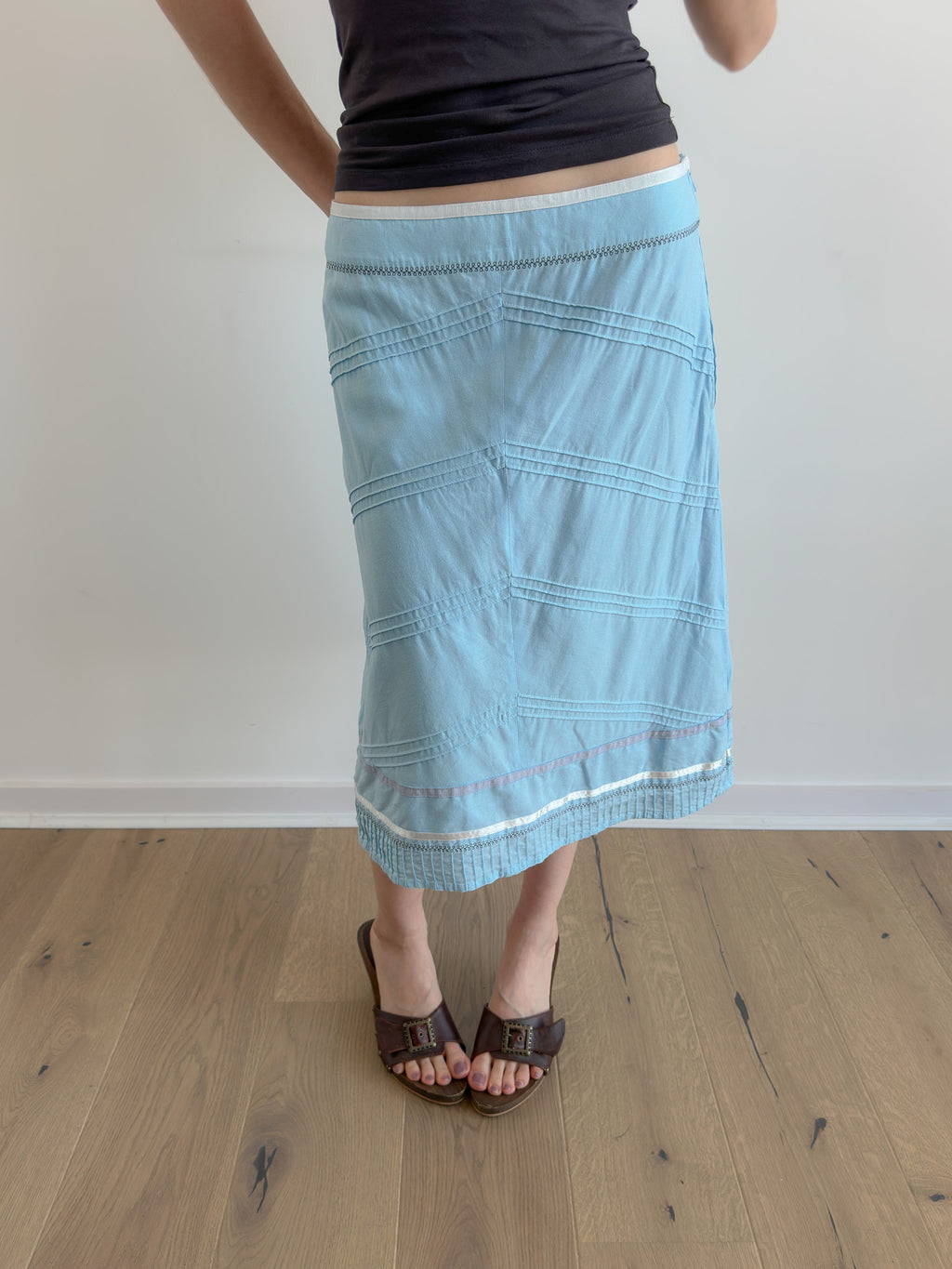 blue midi skirt / size m