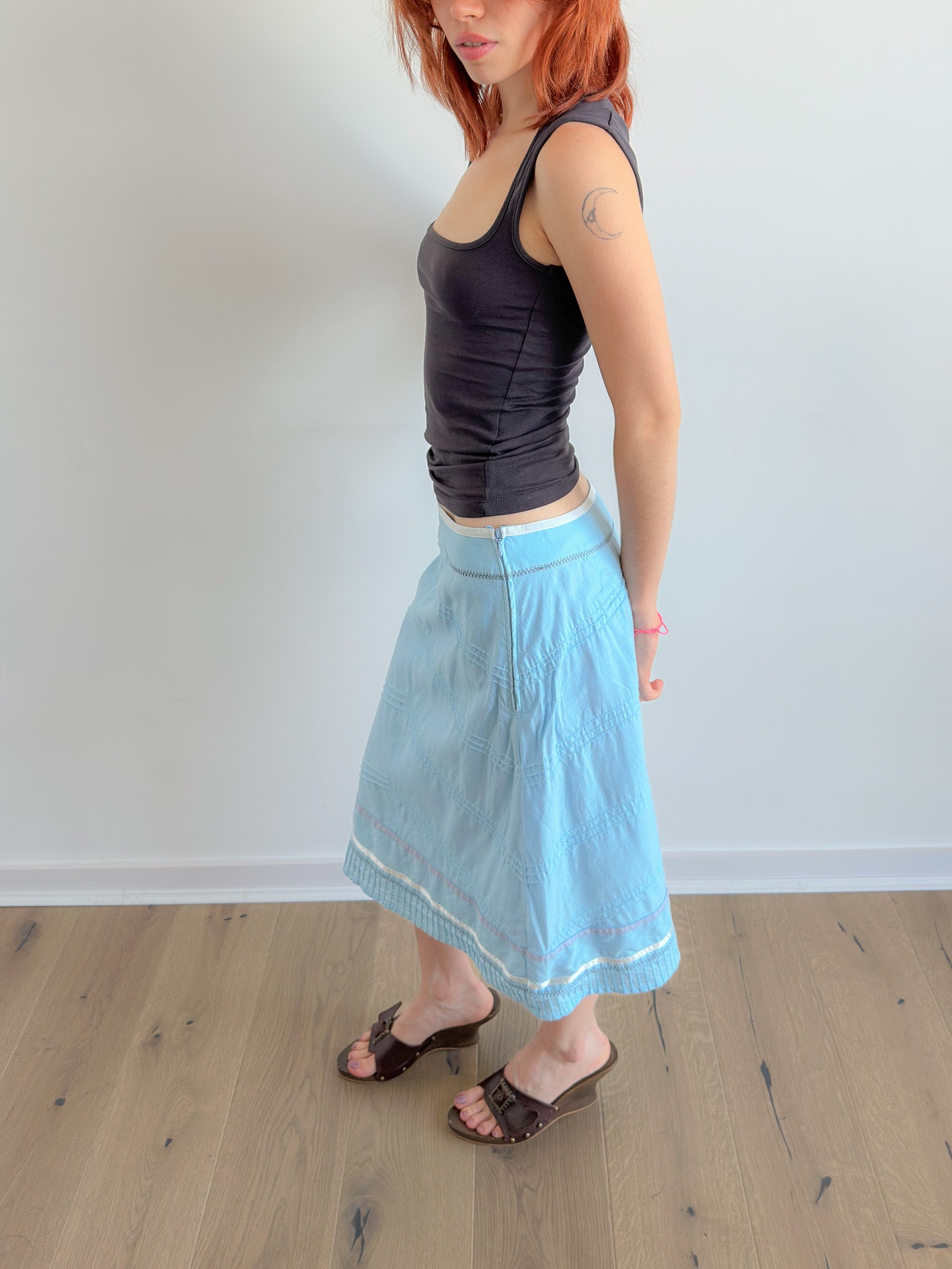 blue midi skirt / size m