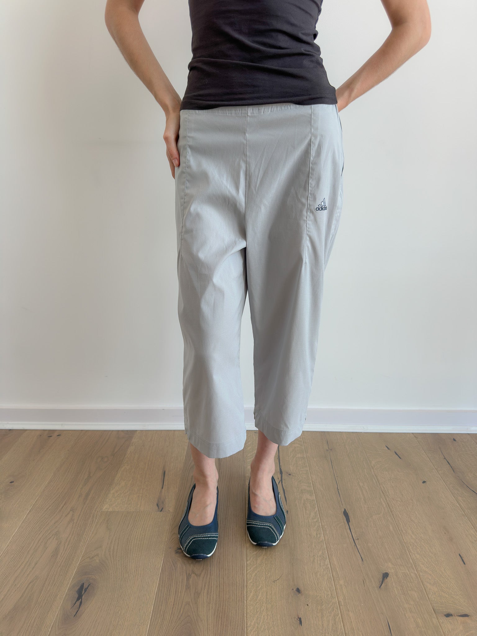 adidas capris / size xs-s