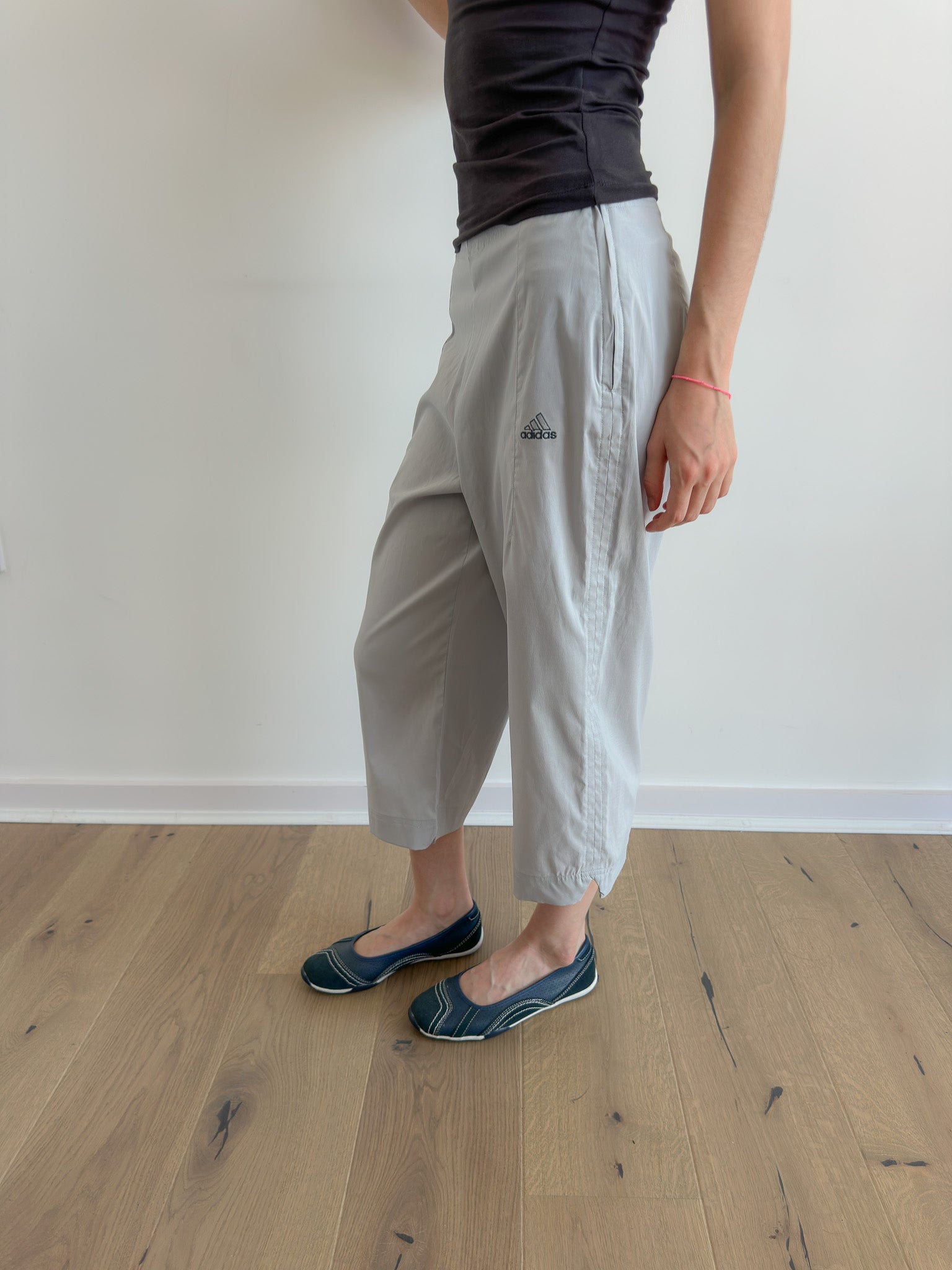 adidas capris / size xs-s